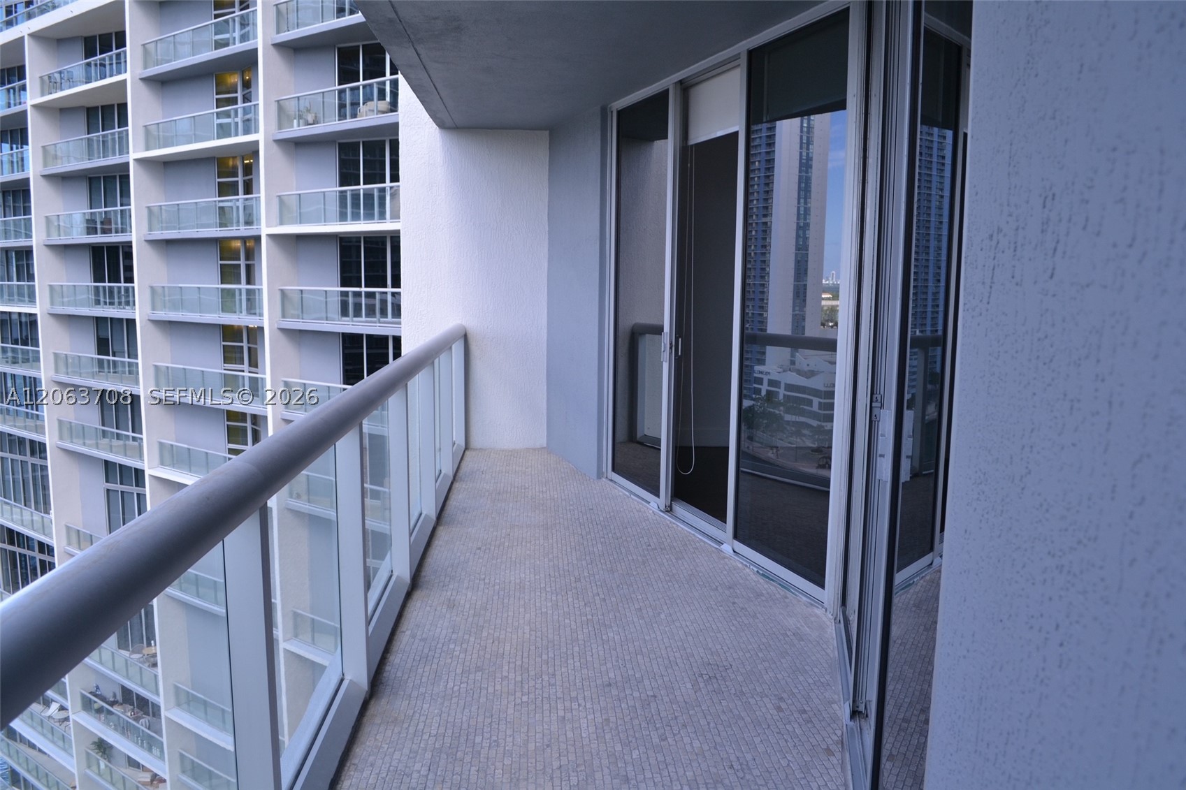 image Icon Brickell I18