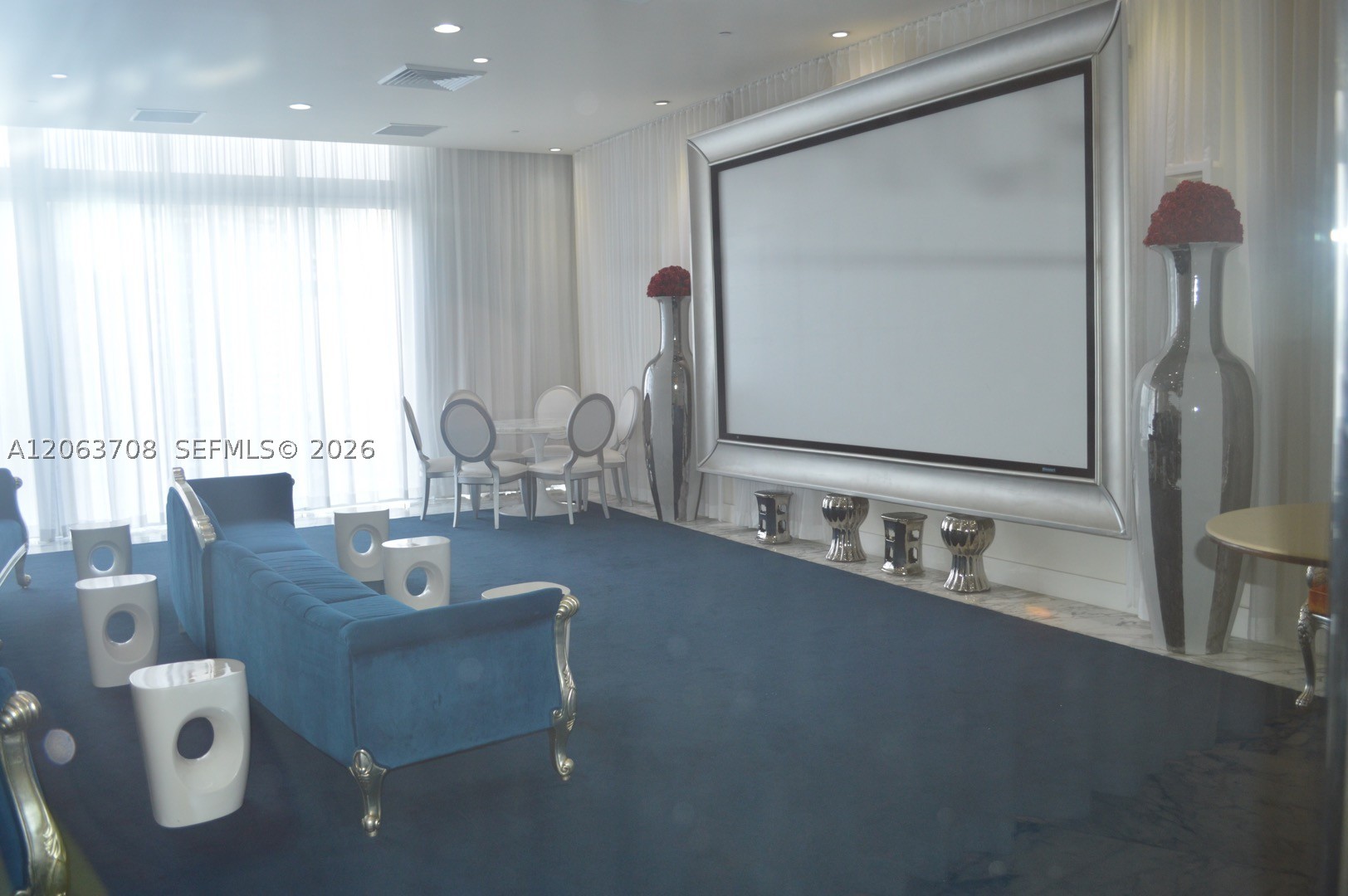 image Icon Brickell I27