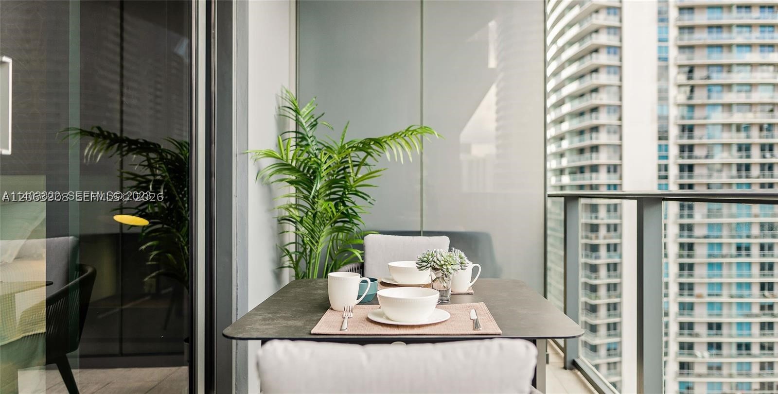 image Brickell Flatiron21