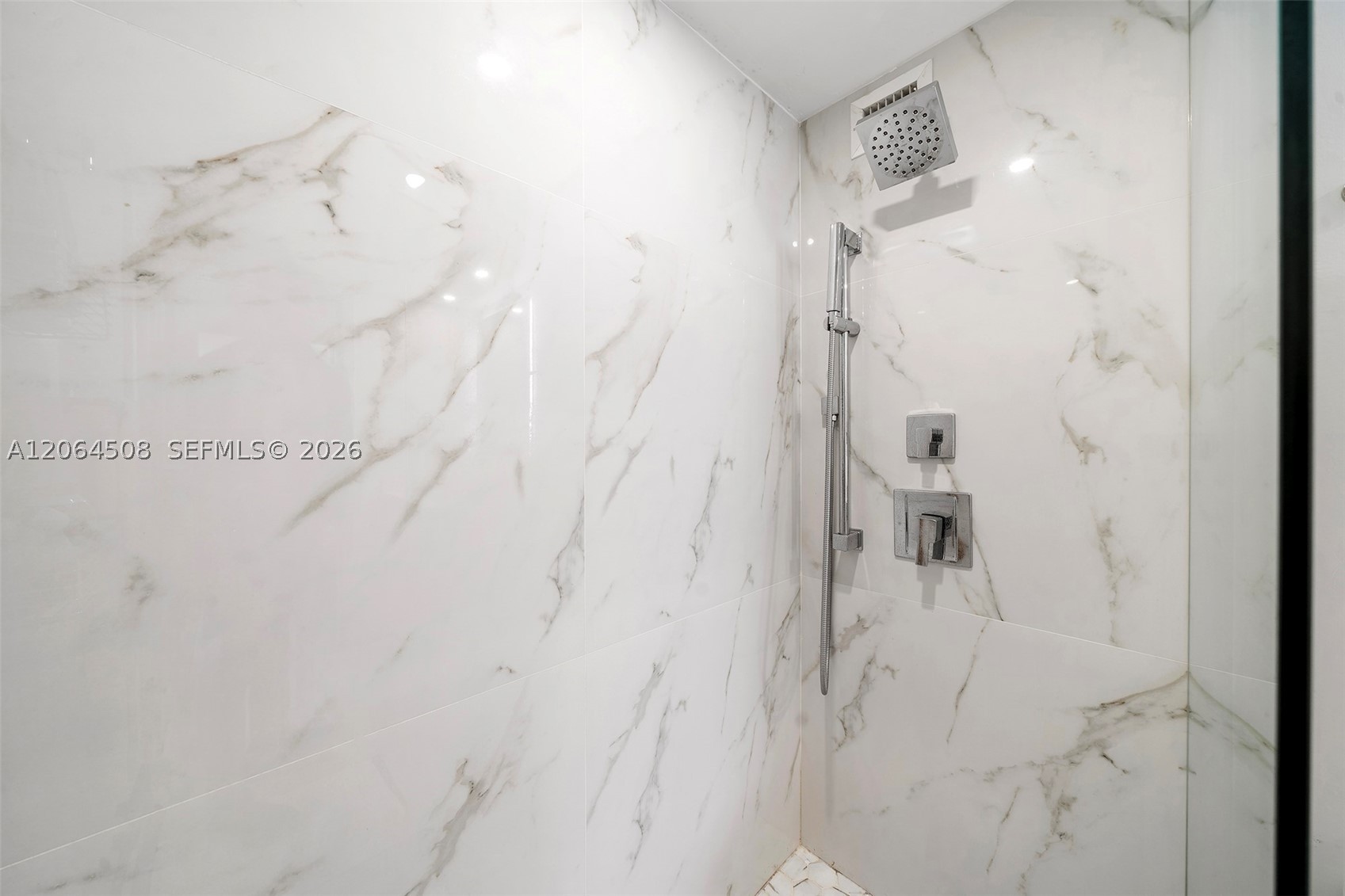345 Ocean Dr #610 Miami Beach, FL 33139