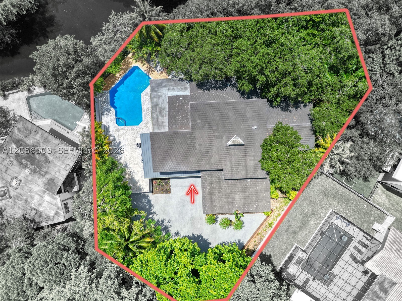 5811 SW 33rd Ter Hollywood, FL 33312