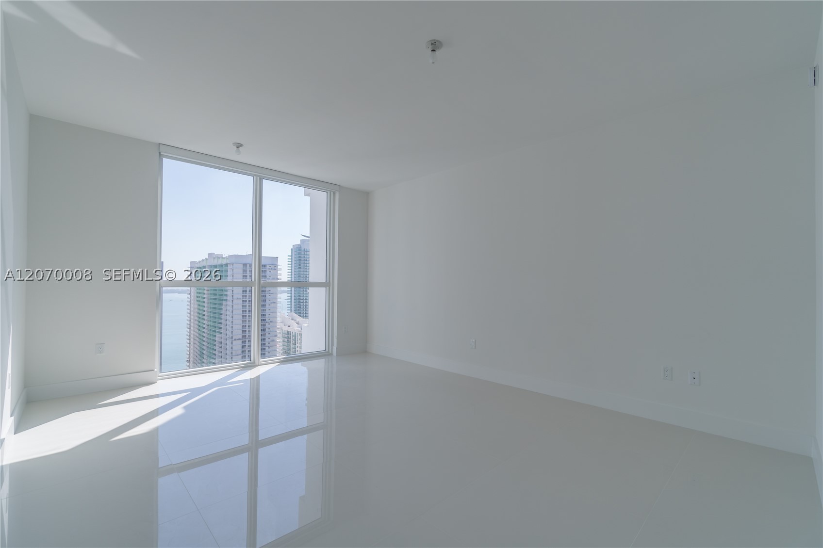 image The Bond on Brickell11