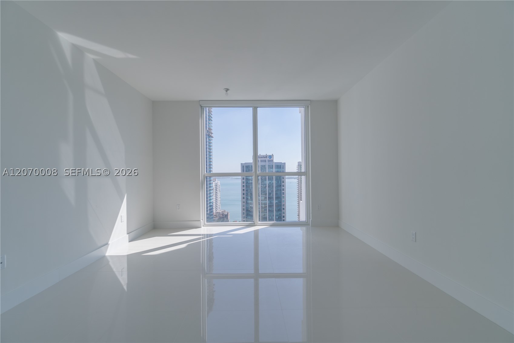 image The Bond on Brickell12