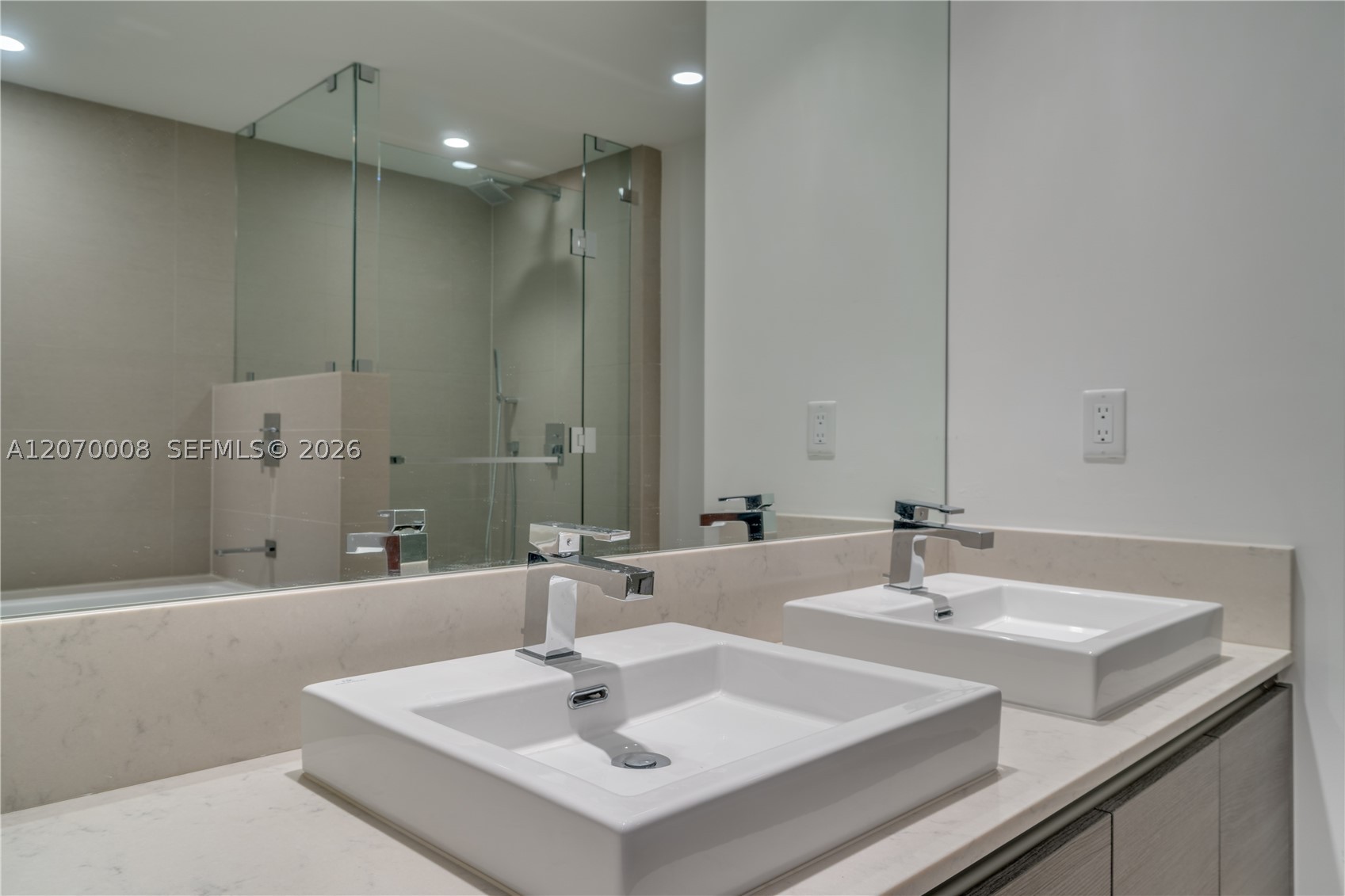 image The Bond on Brickell15
