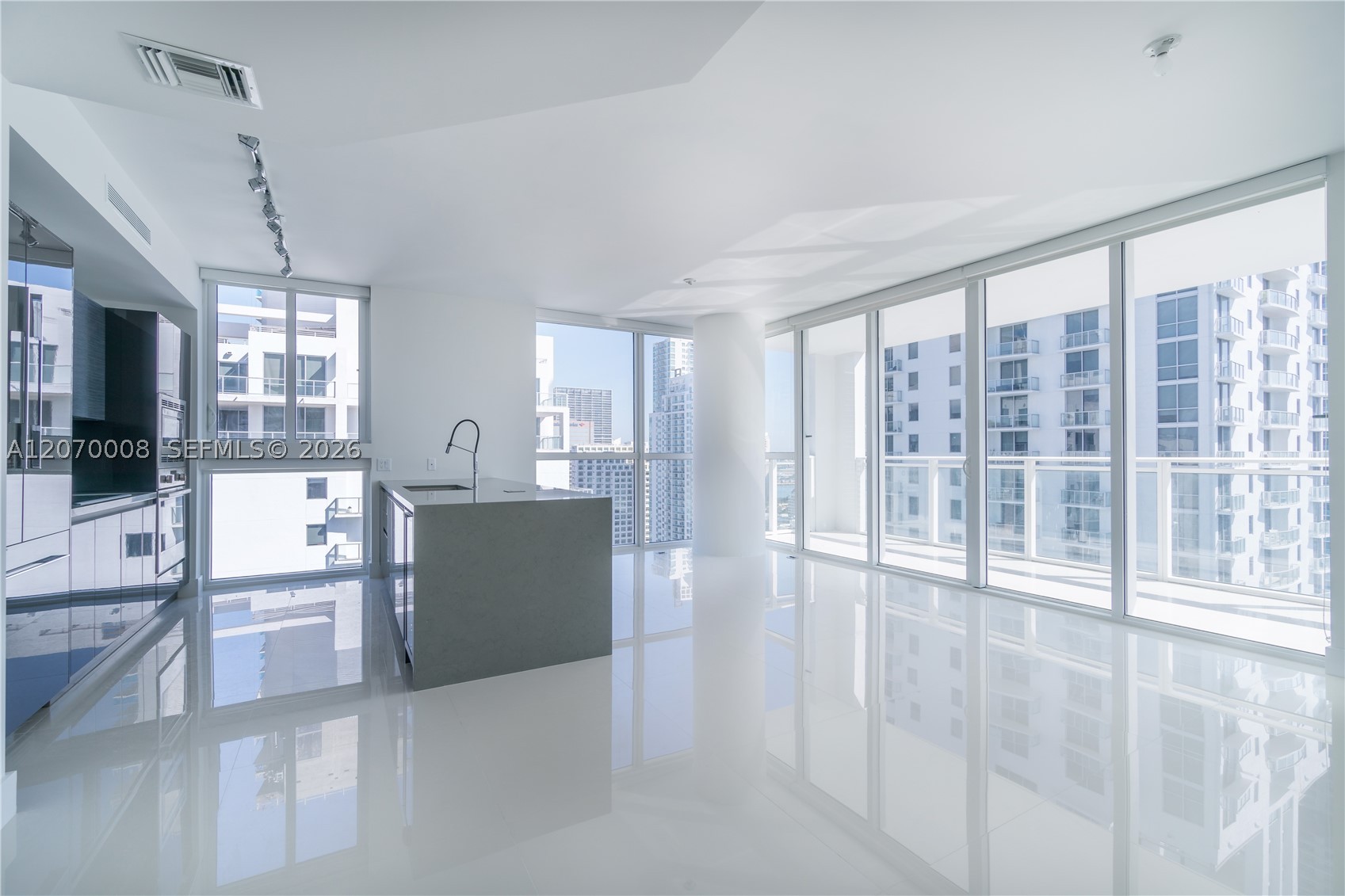 image The Bond on Brickell2
