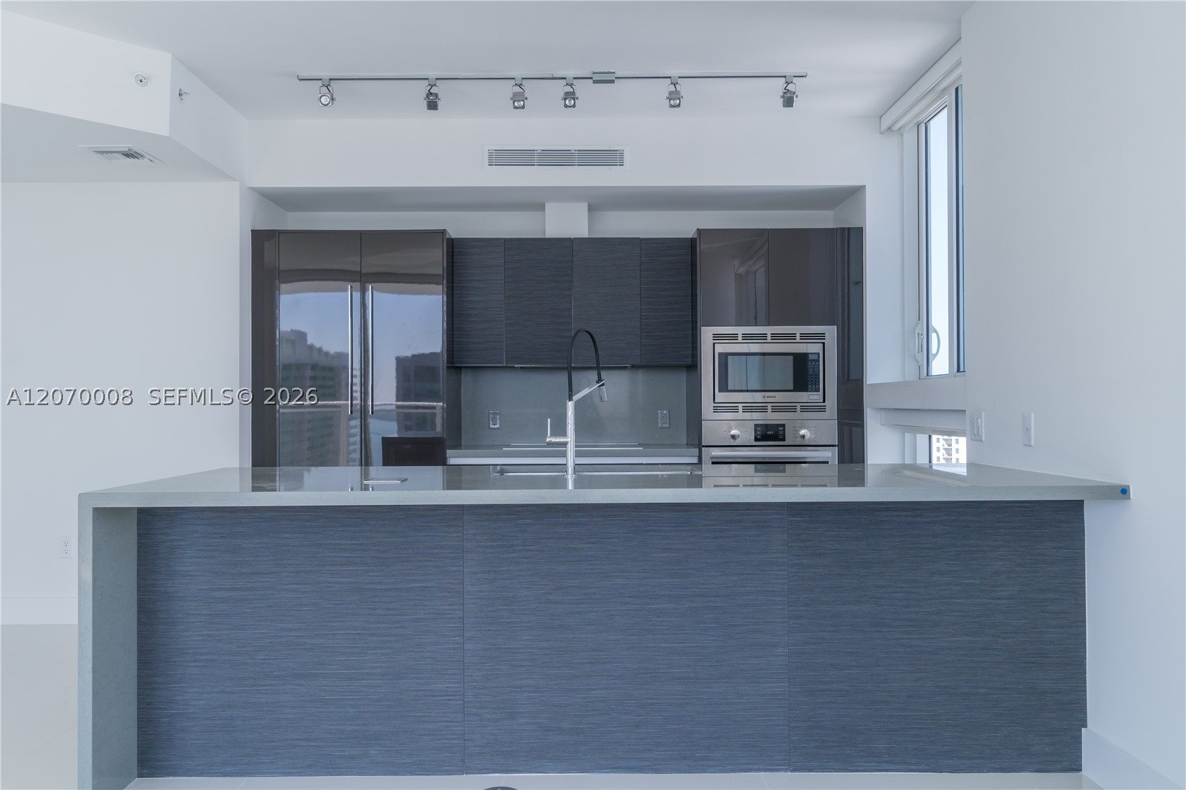 image The Bond on Brickell4