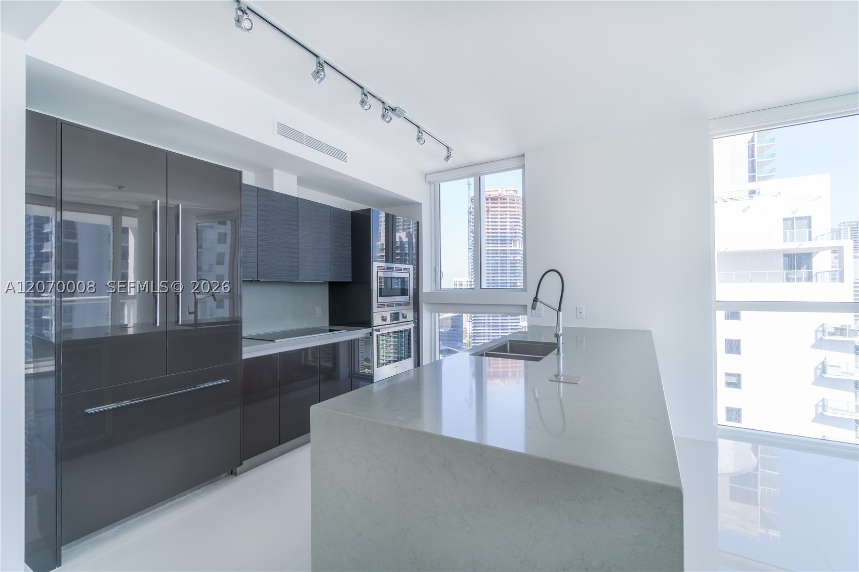 image The Bond on Brickell5