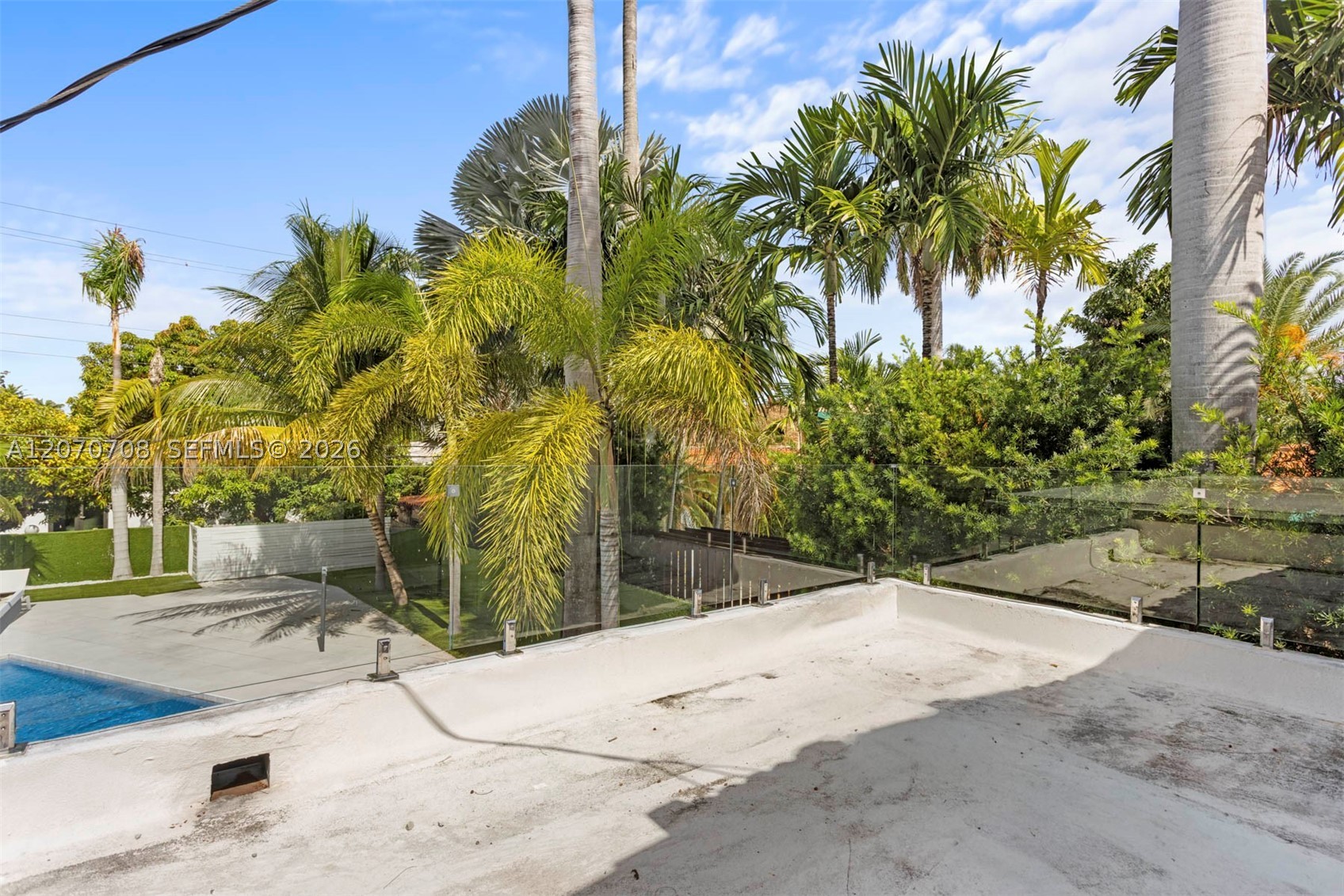 2388 Prairie Ave Miami Beach, FL 33140
