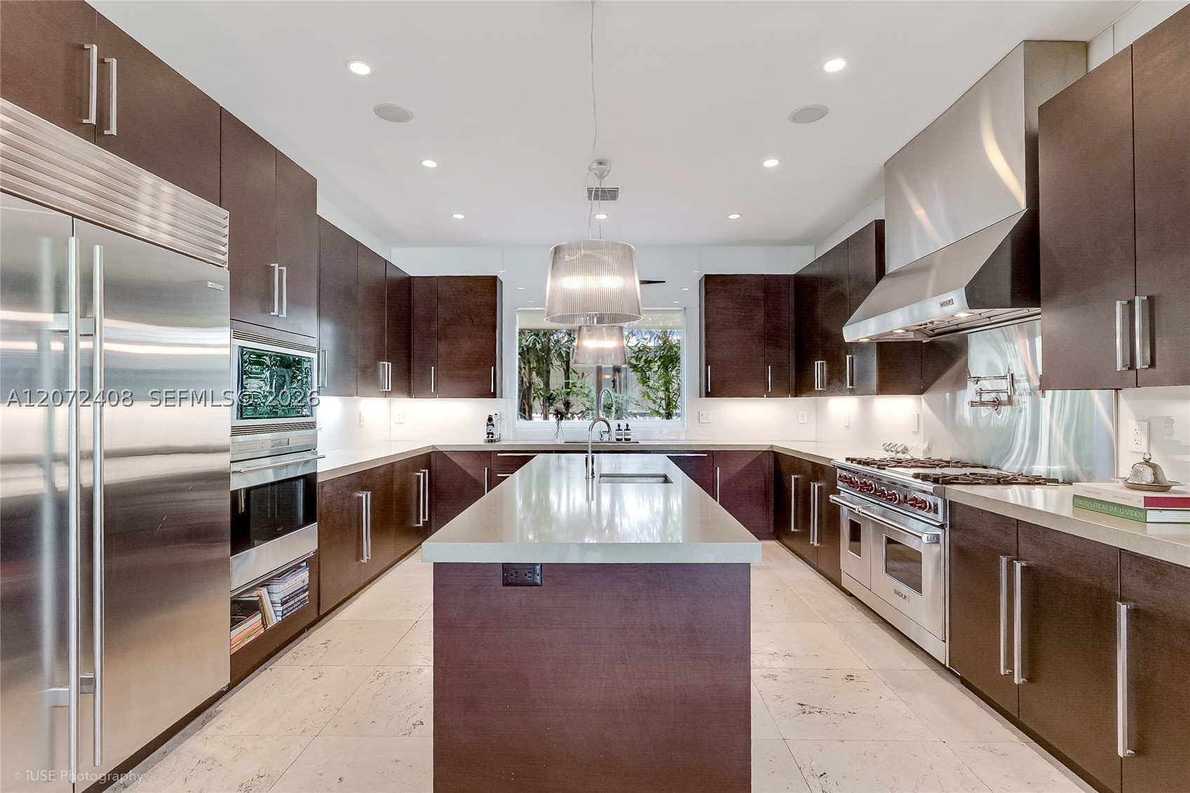 3835 Carole Ct Miami, FL 33133