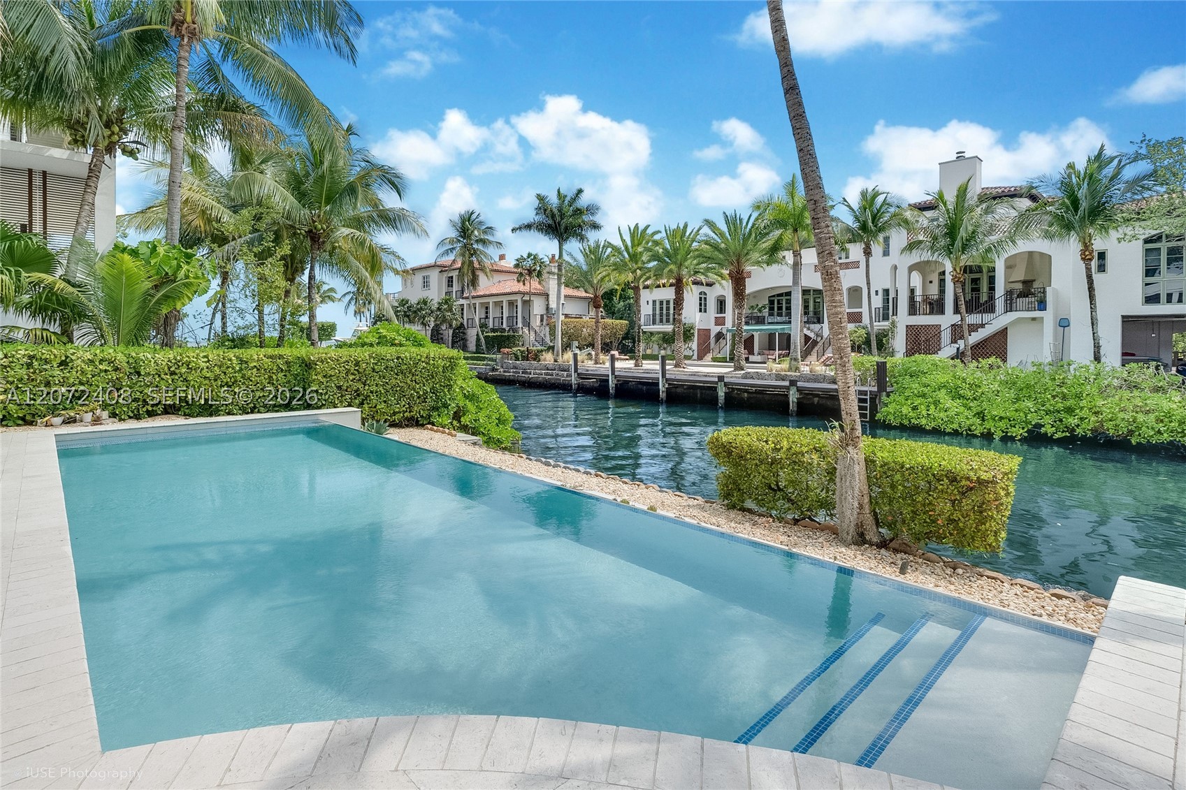 3835 Carole Ct Miami, FL 33133