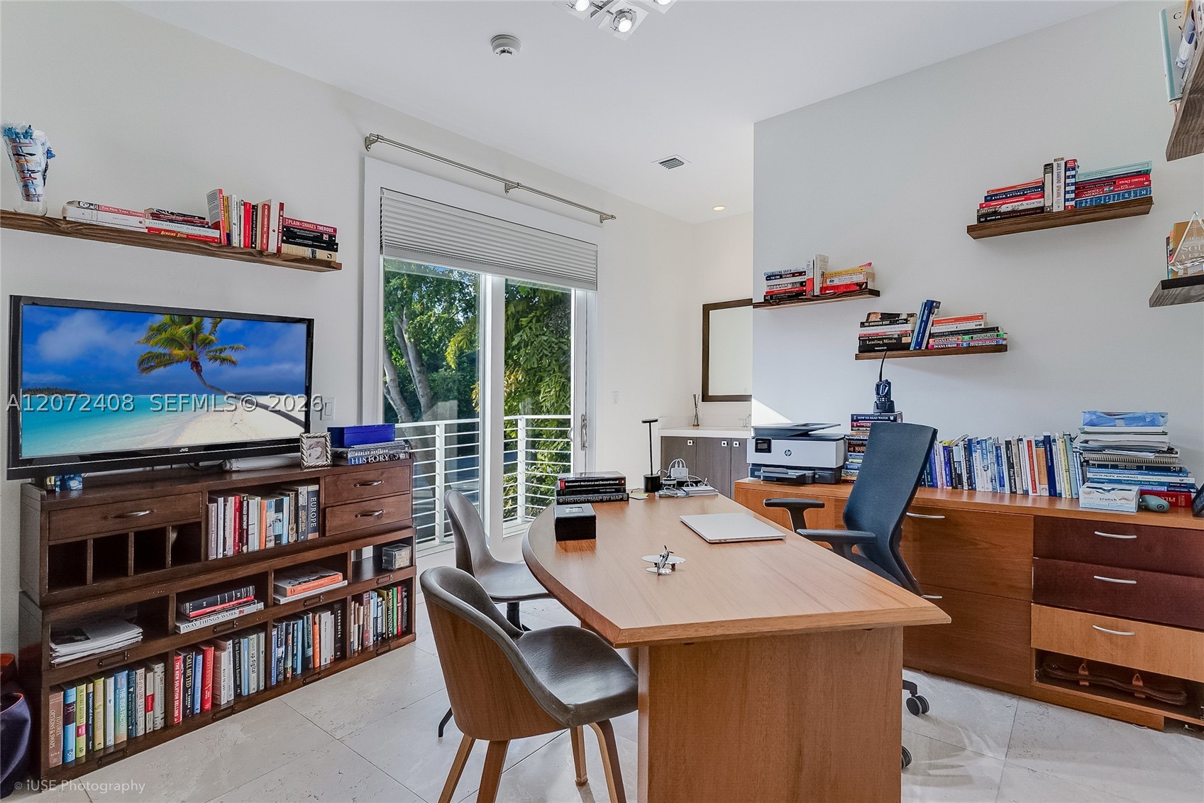 3835 Carole Ct Miami, FL 33133