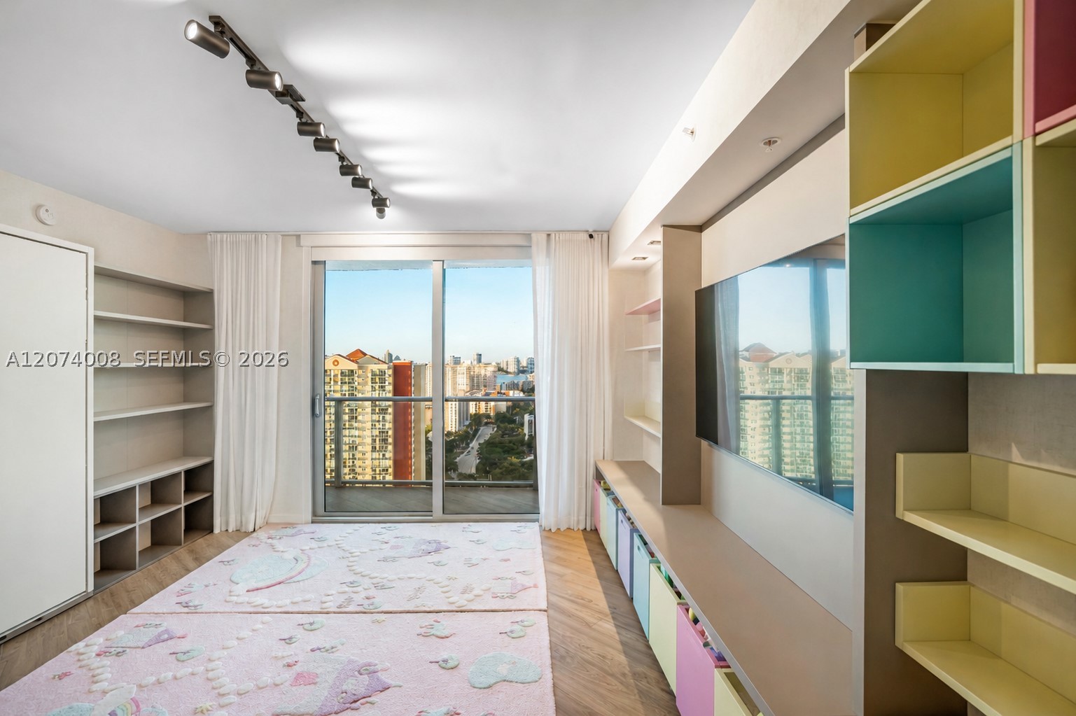 330 Sunny Isles Blvd #5-2403 Sunny Isles Beach, FL 33160
