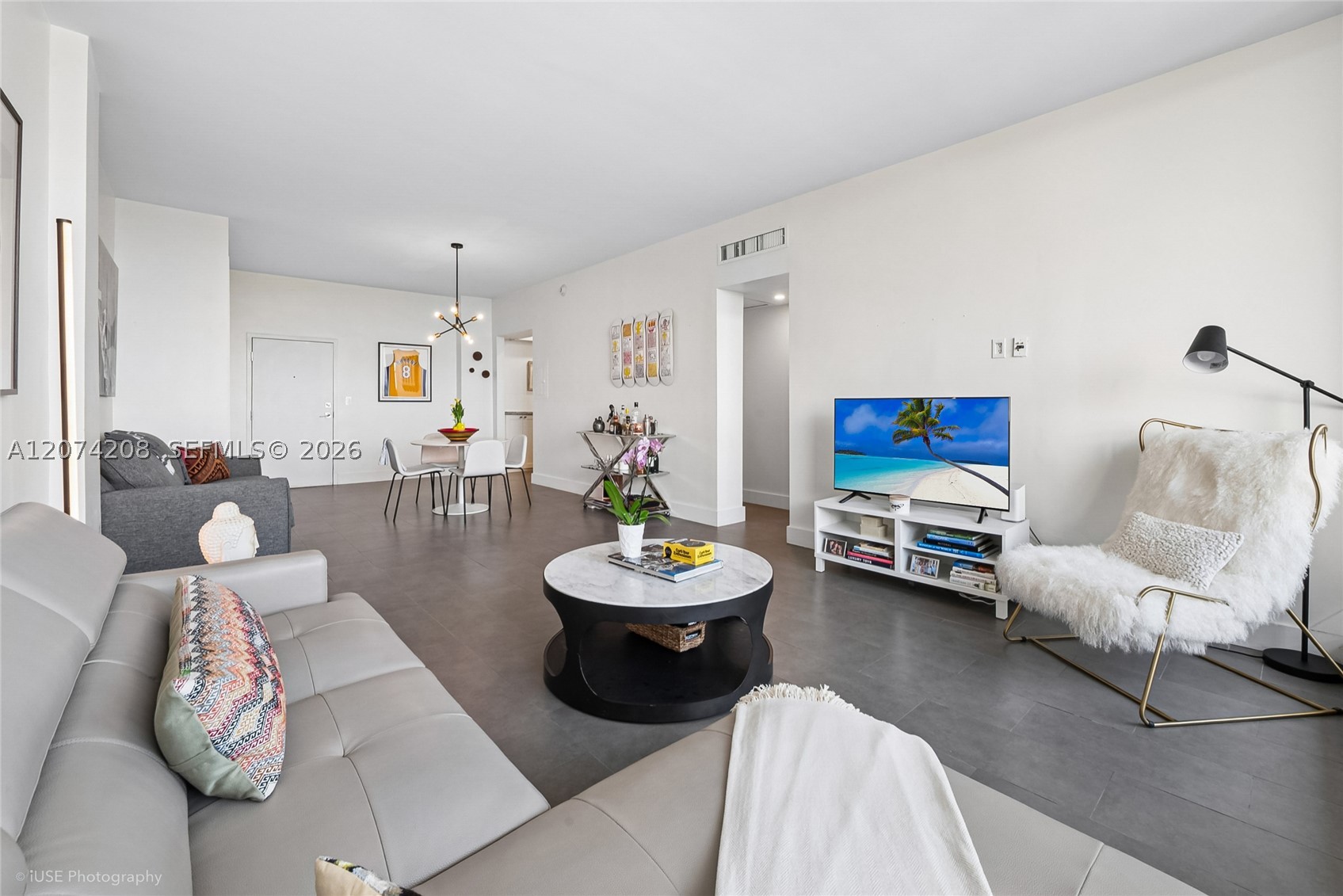 90 Edgewater Dr #PH11 Coral Gables, FL 33133