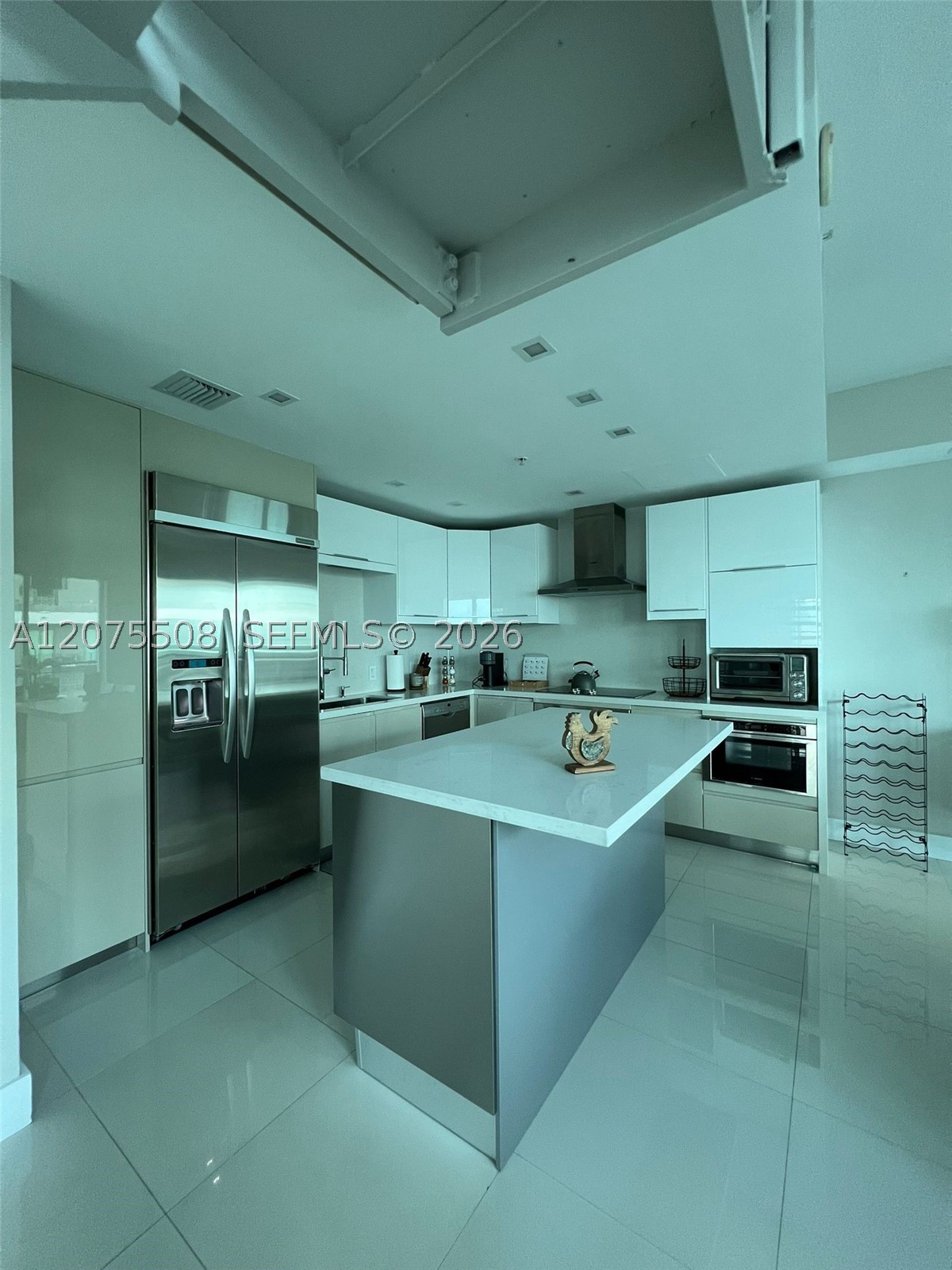 60 SW 13th St #5210 Miami, FL 33130