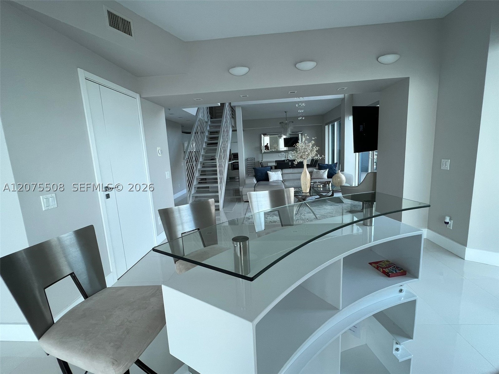 60 SW 13th St #5210 Miami, FL 33130