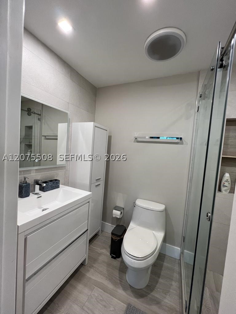 60 SW 13th St #5210 Miami, FL 33130