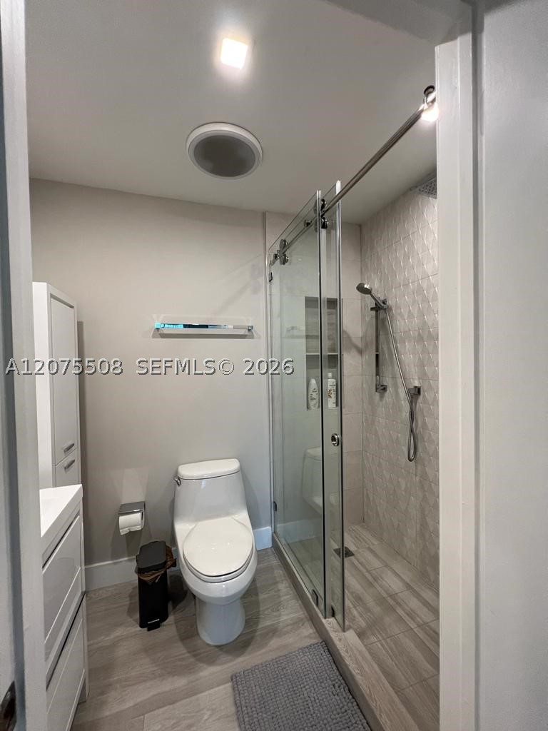 60 SW 13th St #5210 Miami, FL 33130