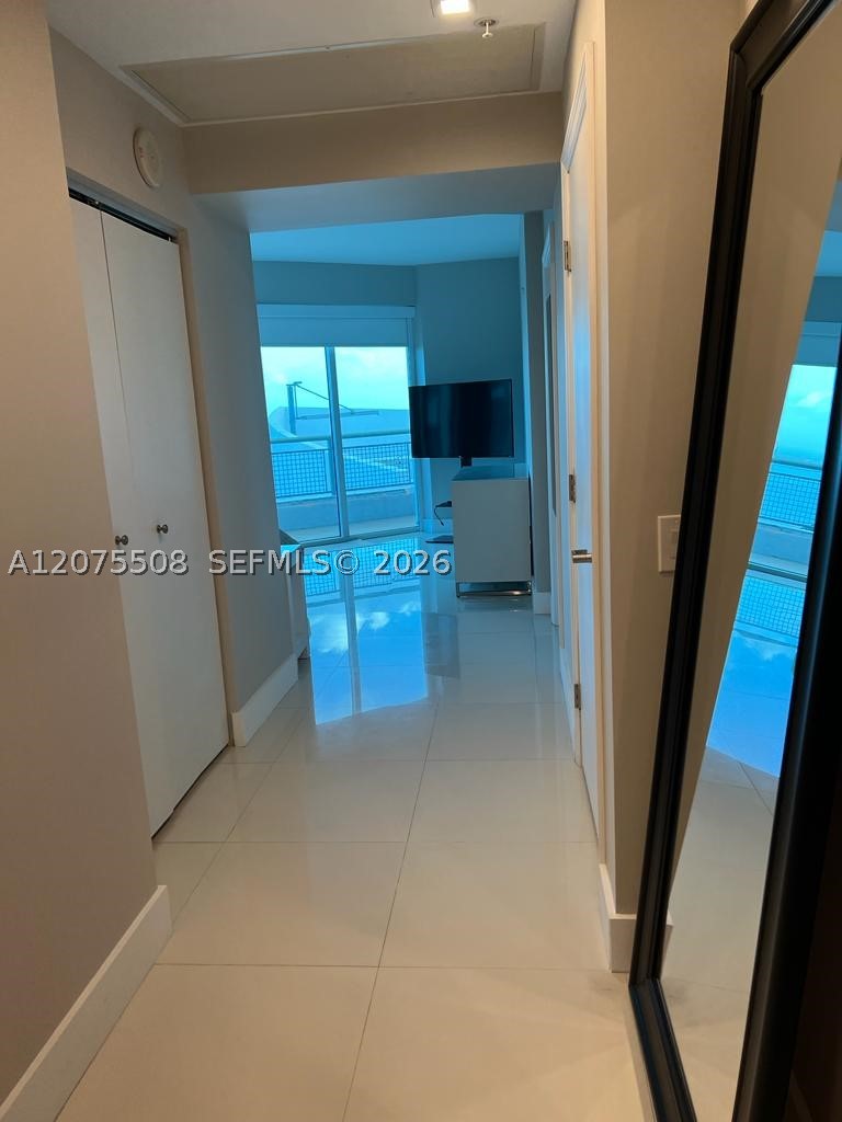 60 SW 13th St #5210 Miami, FL 33130
