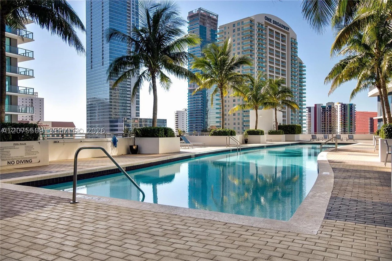 60 SW 13th St #5210 Miami, FL 33130