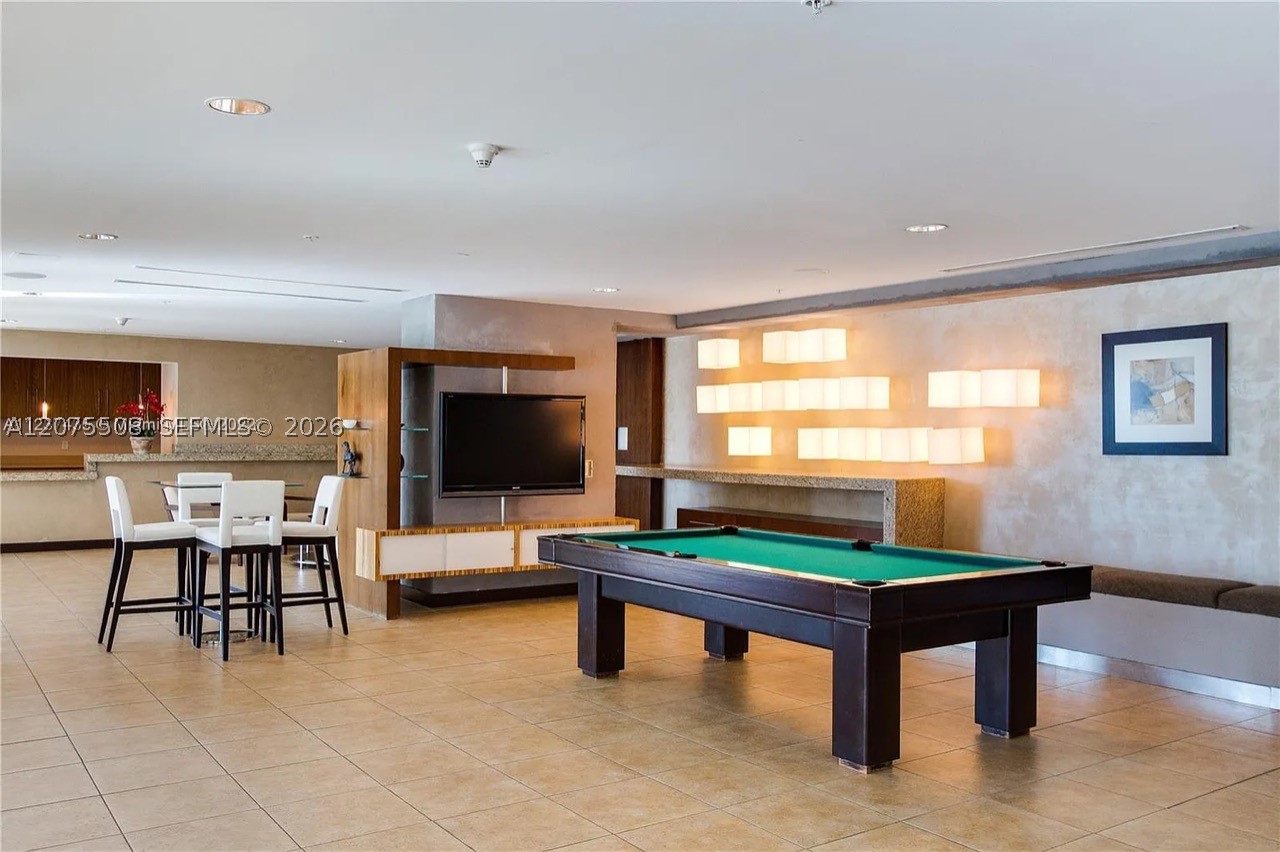 60 SW 13th St #5210 Miami, FL 33130