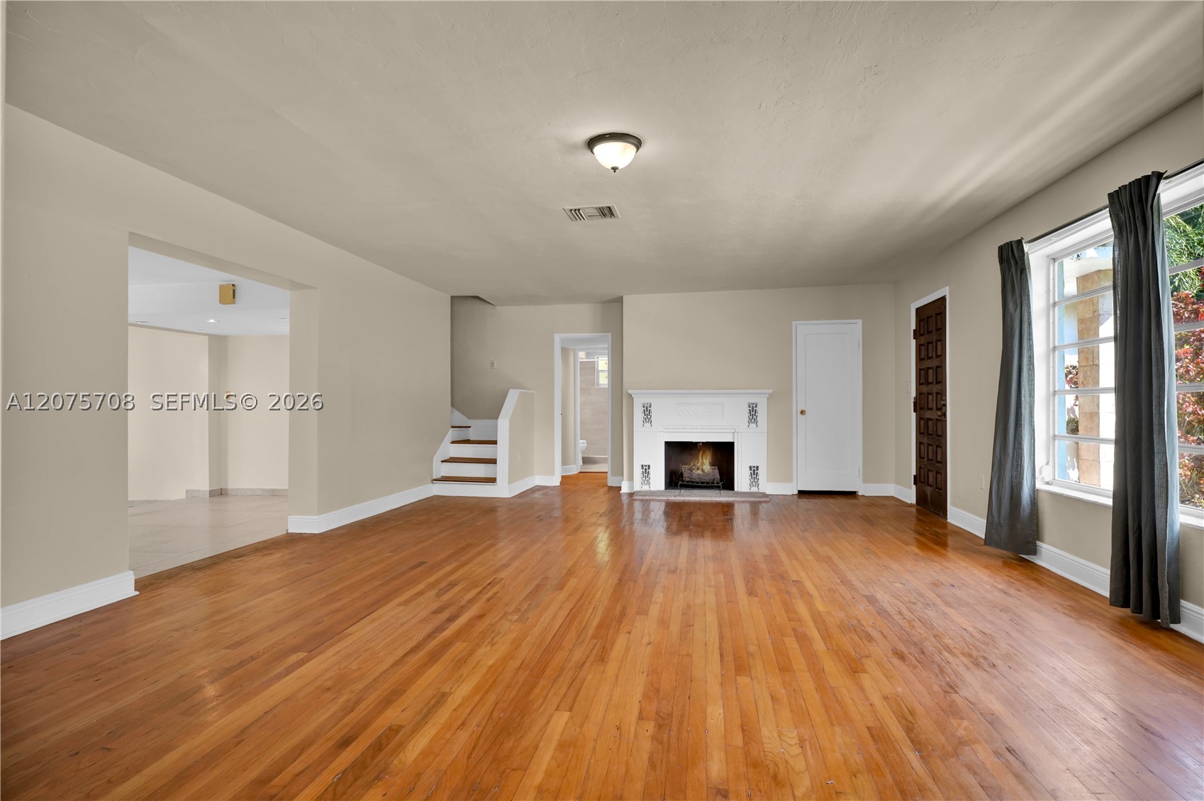 8775 SW 53rd Ct #REAR Miami, FL 33143