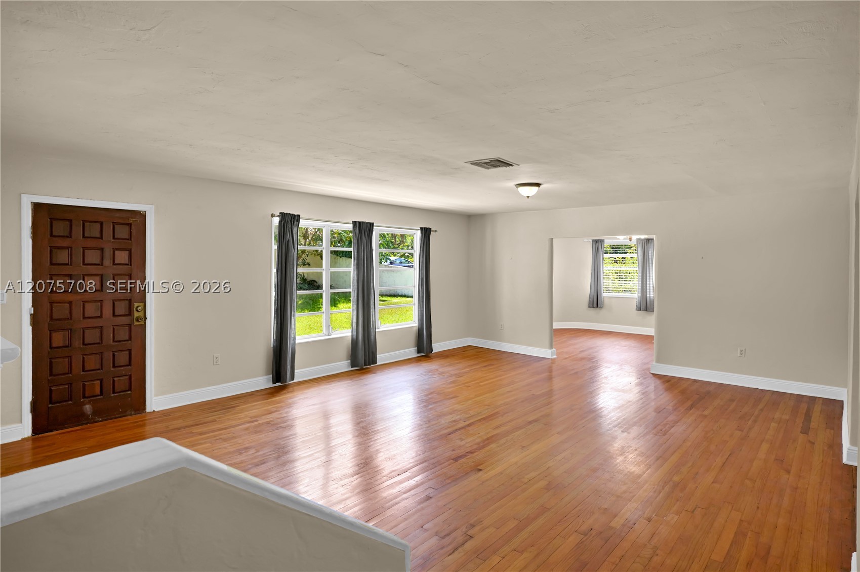 8775 SW 53rd Ct #REAR Miami, FL 33143