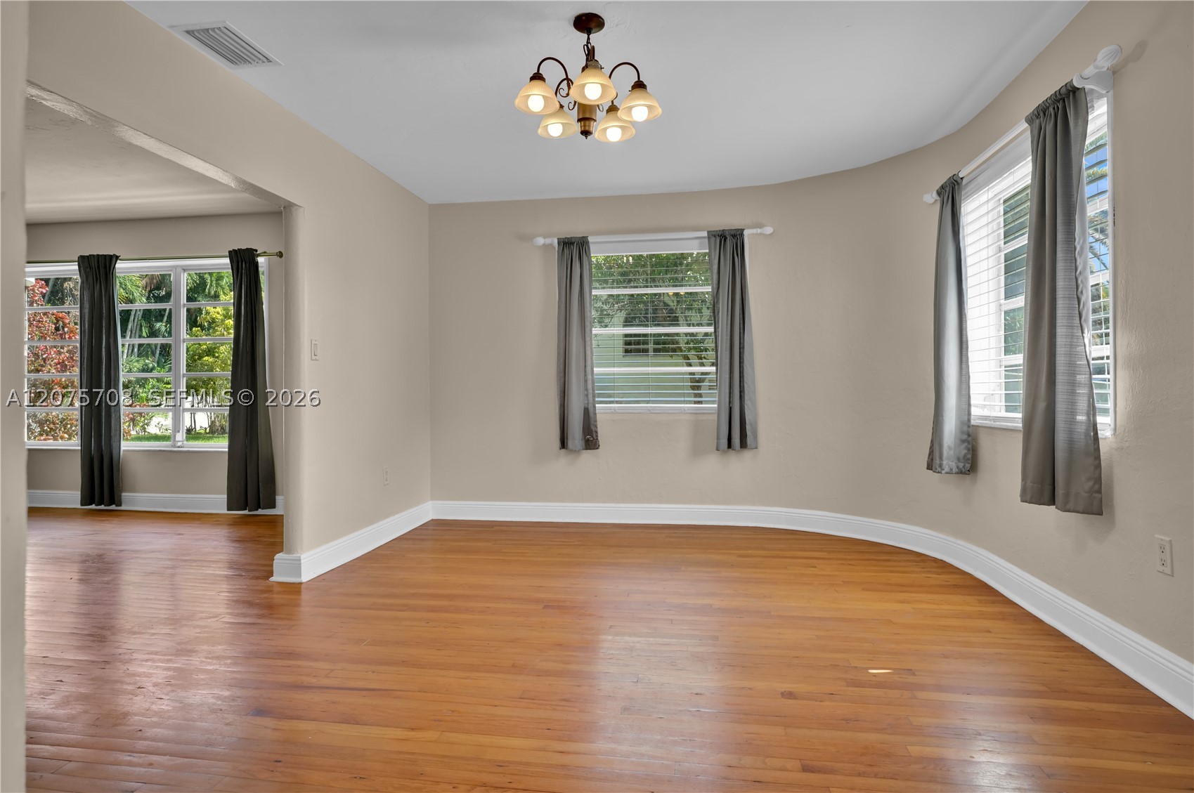 8775 SW 53rd Ct #REAR Miami, FL 33143