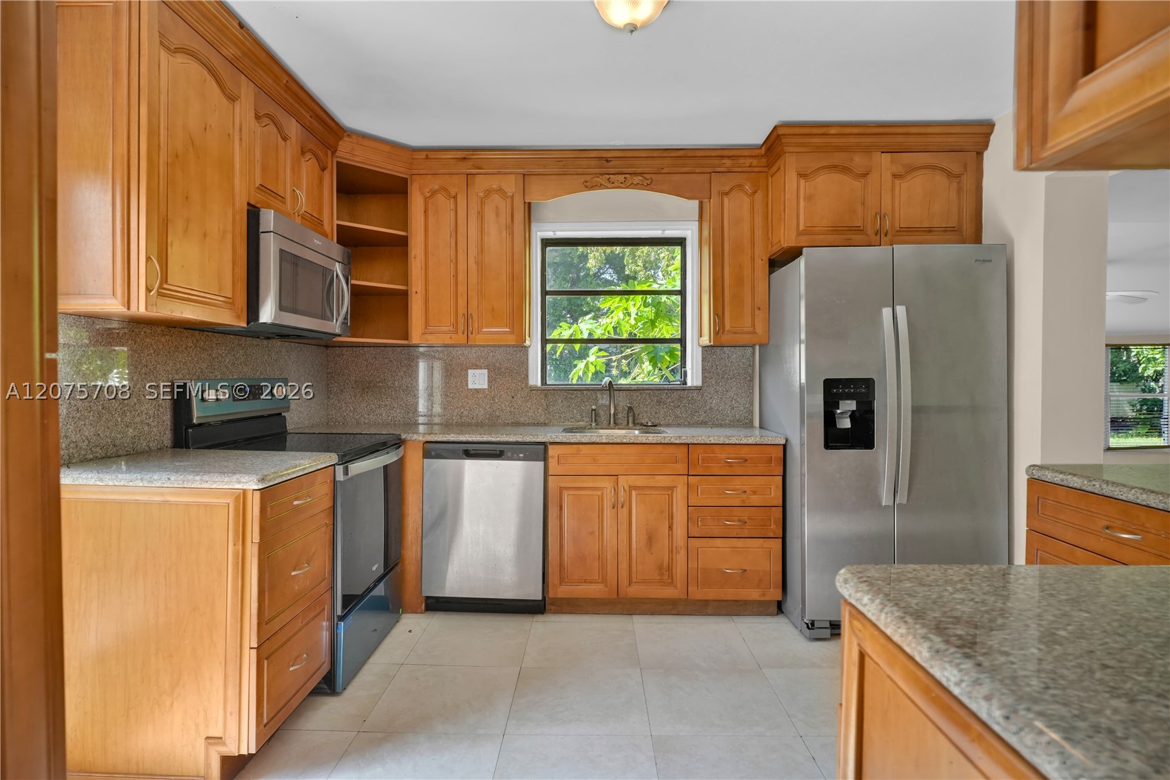 8775 SW 53rd Ct #REAR Miami, FL 33143