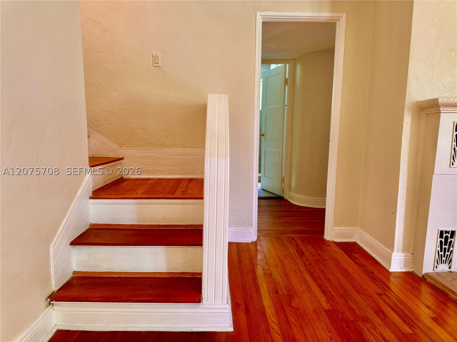 8775 SW 53rd Ct #REAR Miami, FL 33143