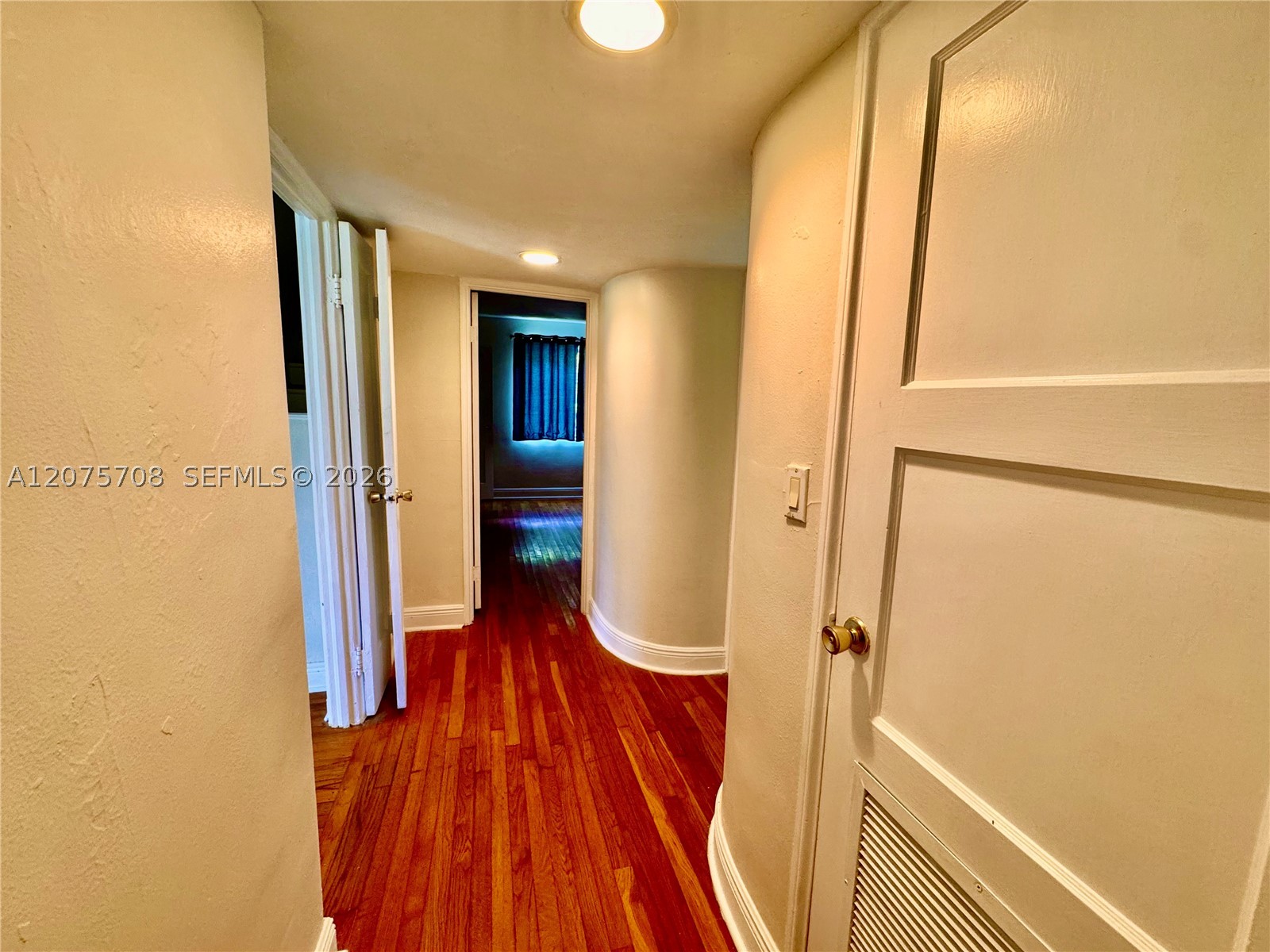 8775 SW 53rd Ct #REAR Miami, FL 33143