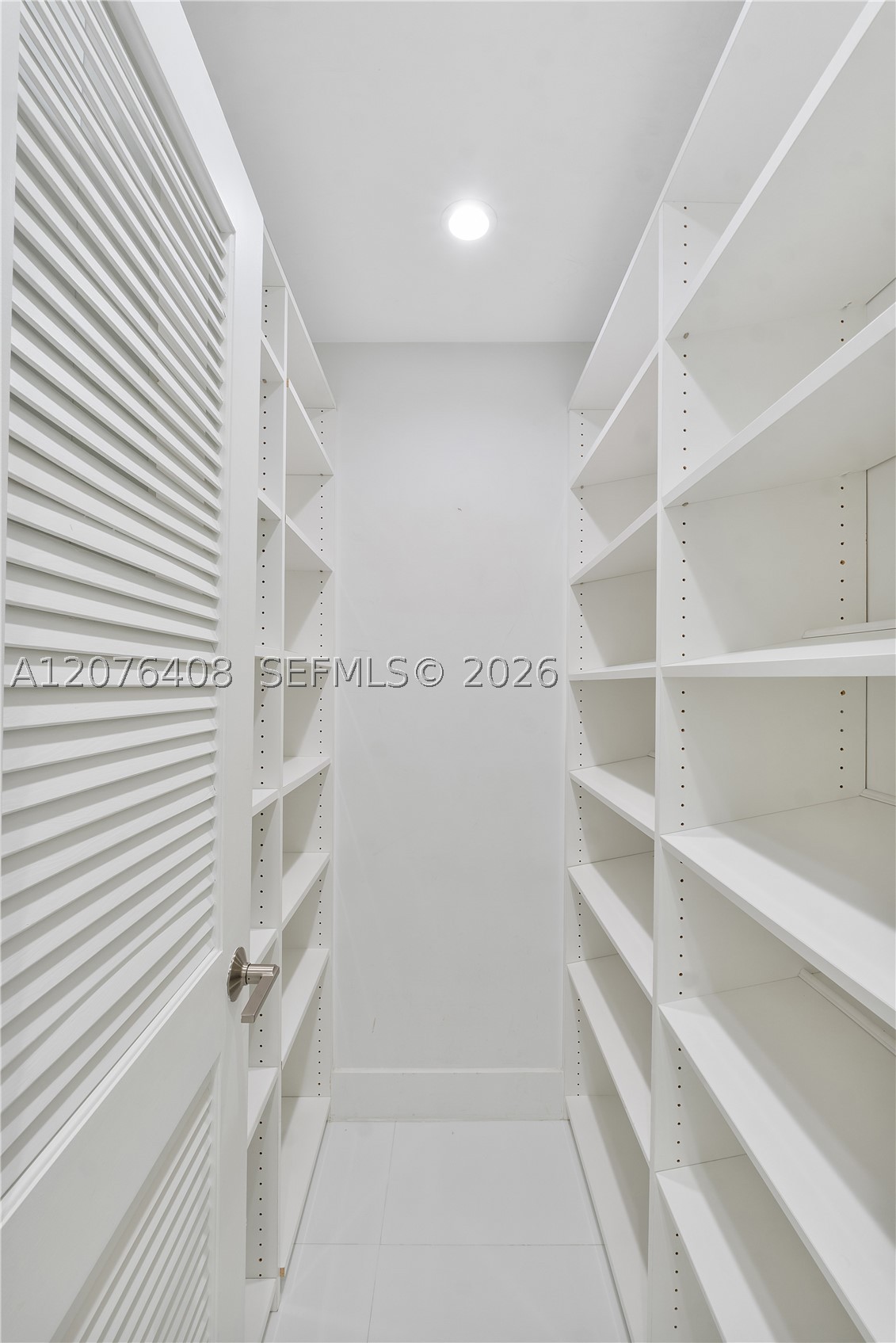90 Edgewater Dr #104 Coral Gables, FL 33133