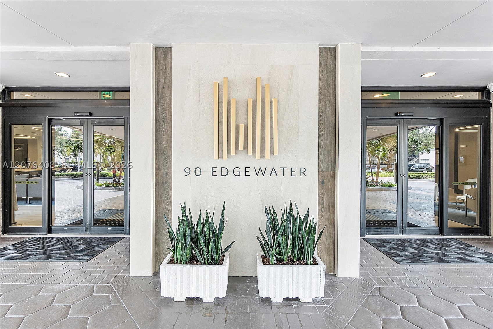 90 Edgewater Dr #104 Coral Gables, FL 33133