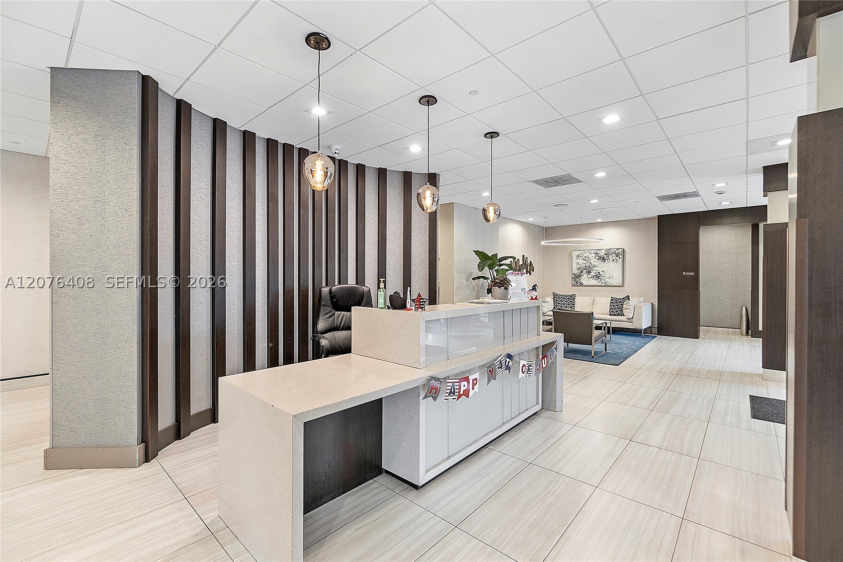 90 Edgewater Dr #104 Coral Gables, FL 33133