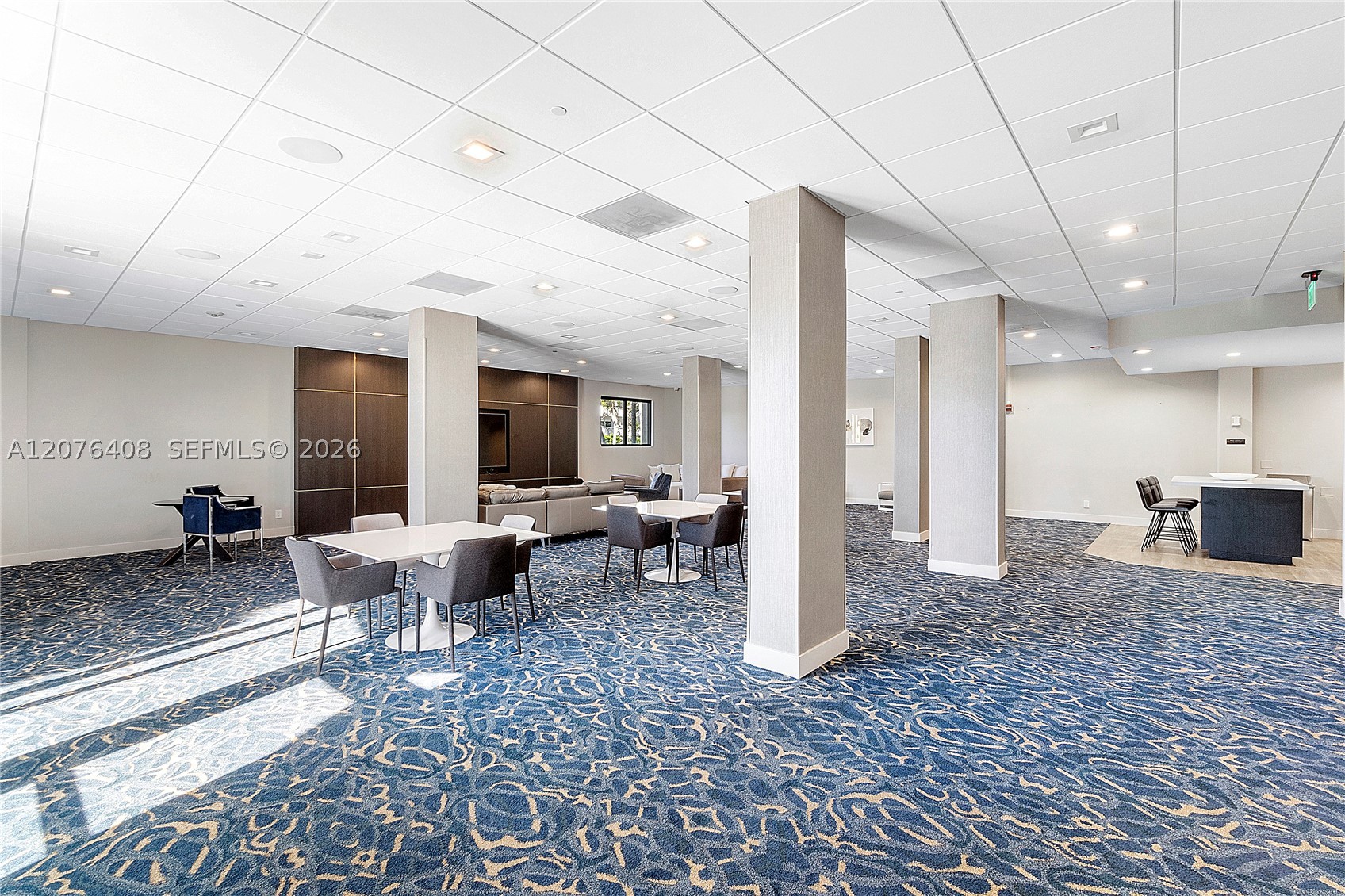 90 Edgewater Dr #104 Coral Gables, FL 33133