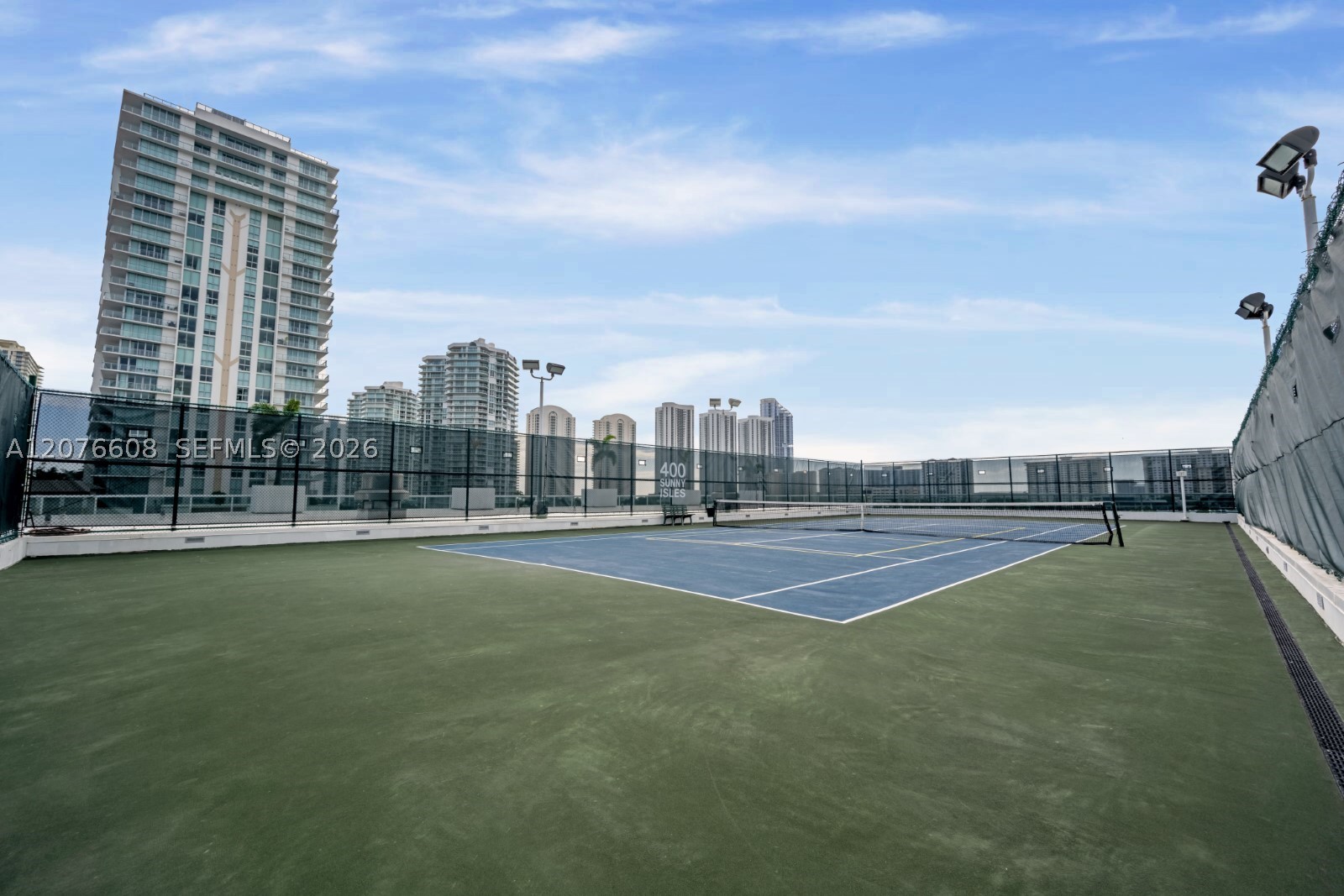 400 Sunny Isles Blvd #908 Sunny Isles Beach, FL 33160