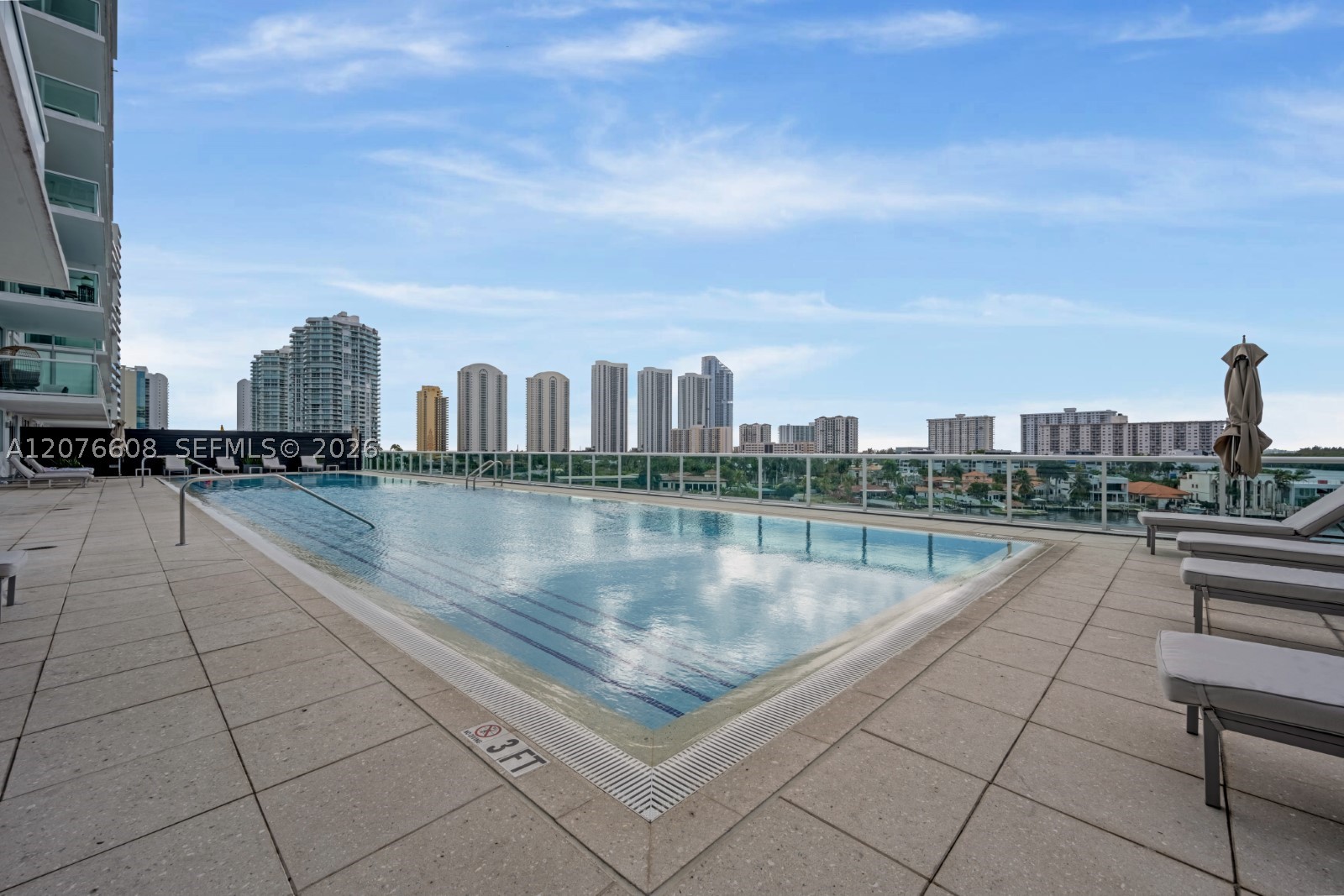 400 Sunny Isles Blvd #908 Sunny Isles Beach, FL 33160