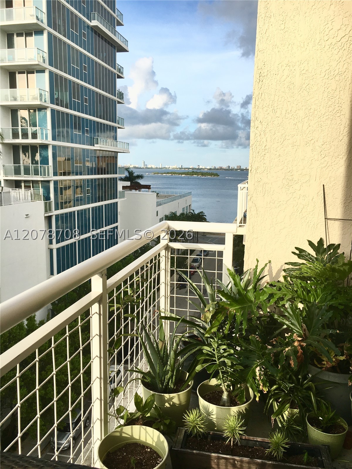 2001 Biscayne Blvd #2604