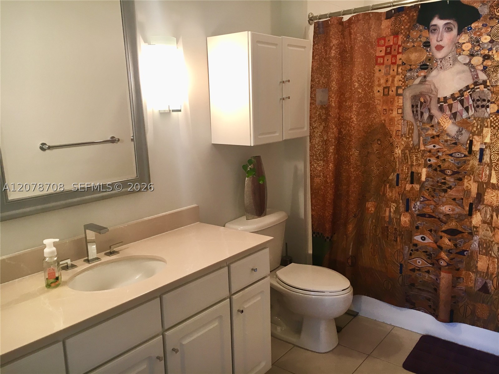 image Cite on the Bay West4
