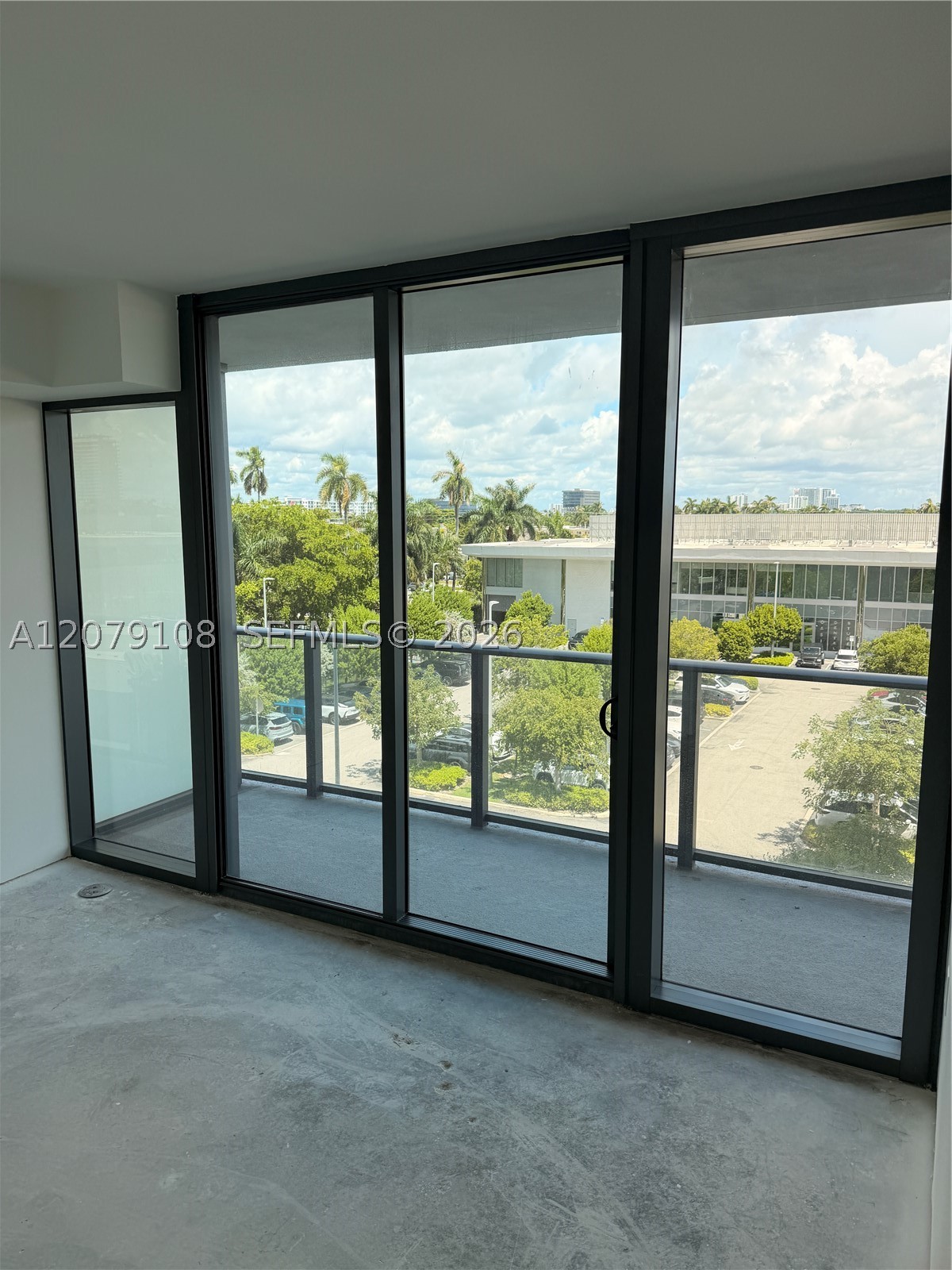 image Oasis Hallandale11
