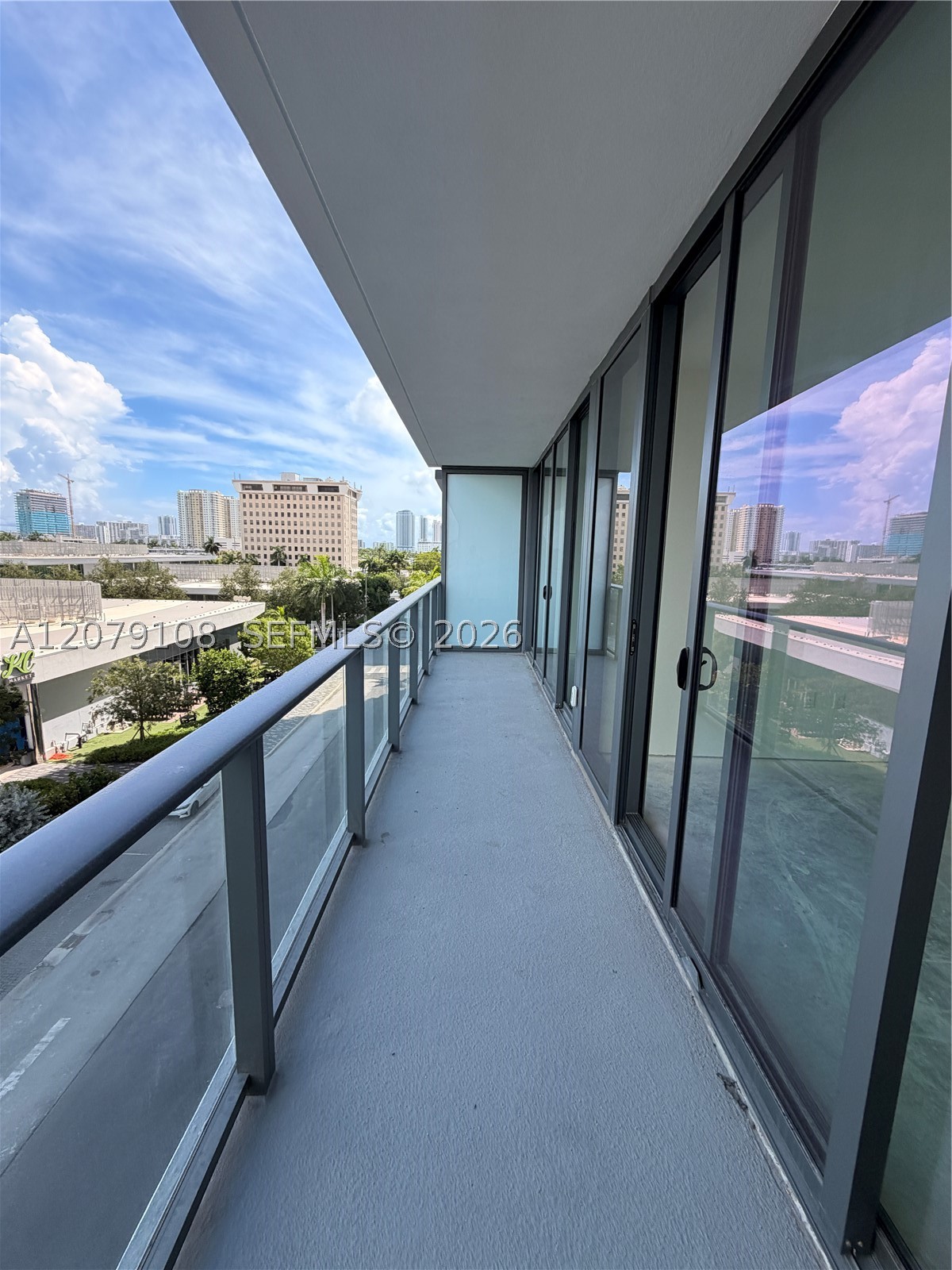 image Oasis Hallandale25