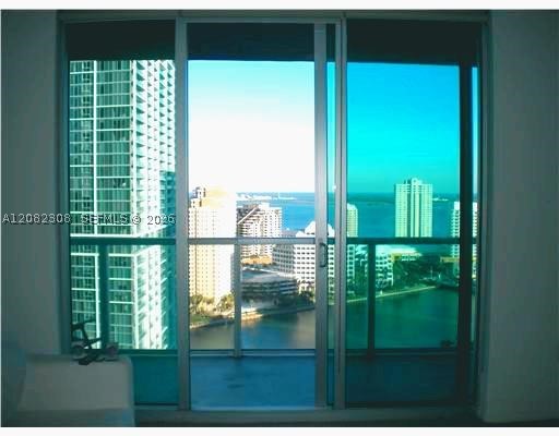 image 500 Brickell East2