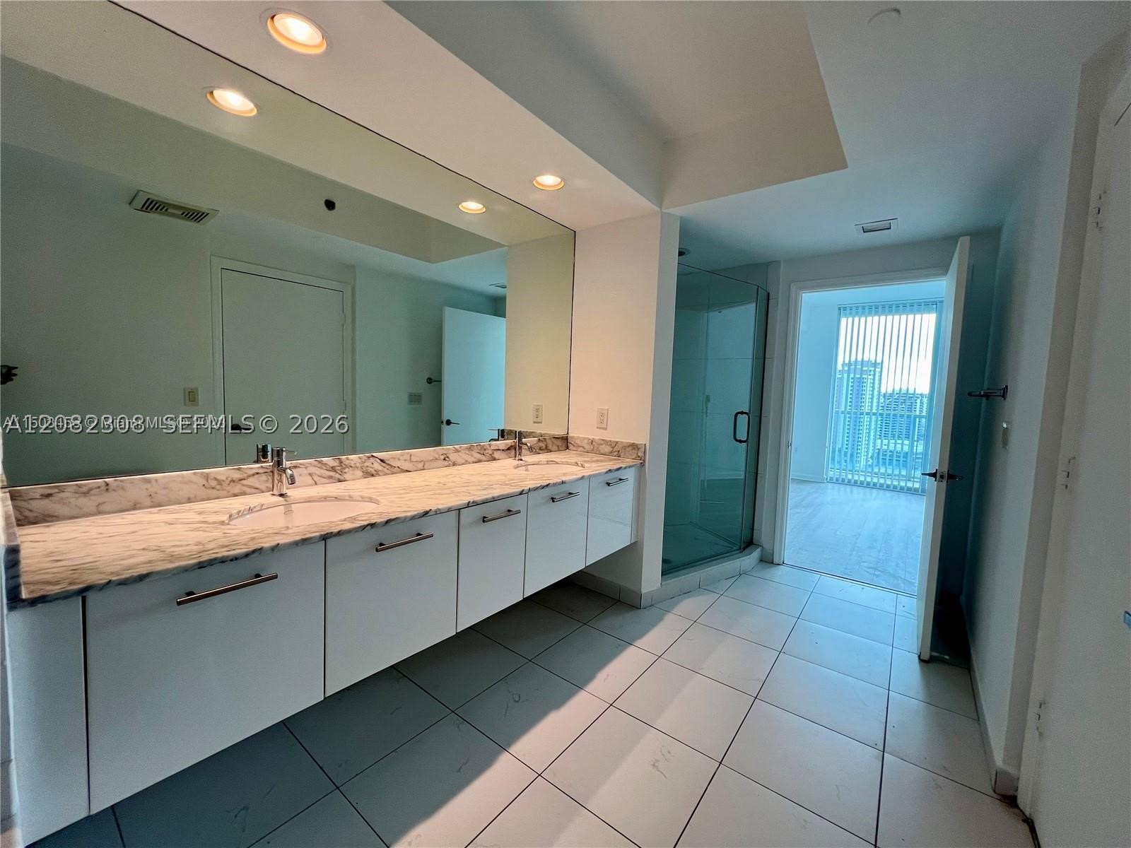image 500 Brickell East6