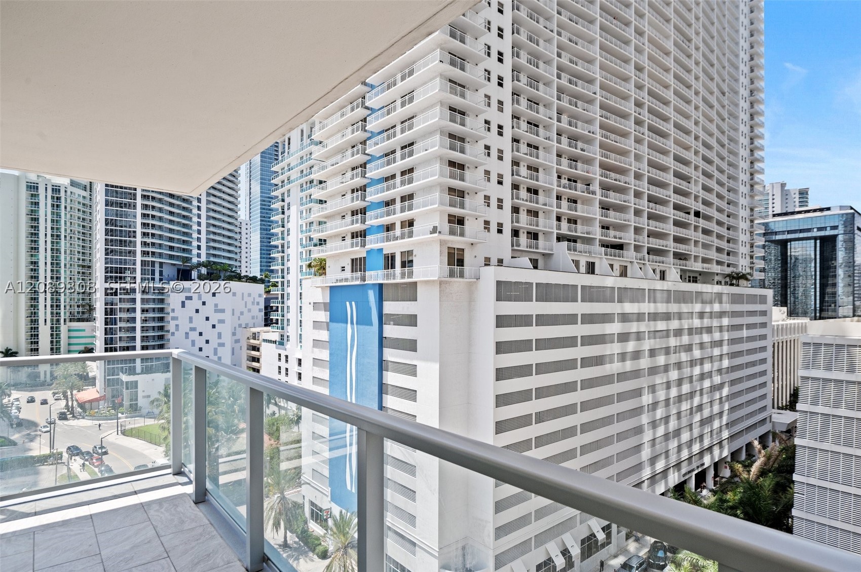 image The Mark on Brickell10