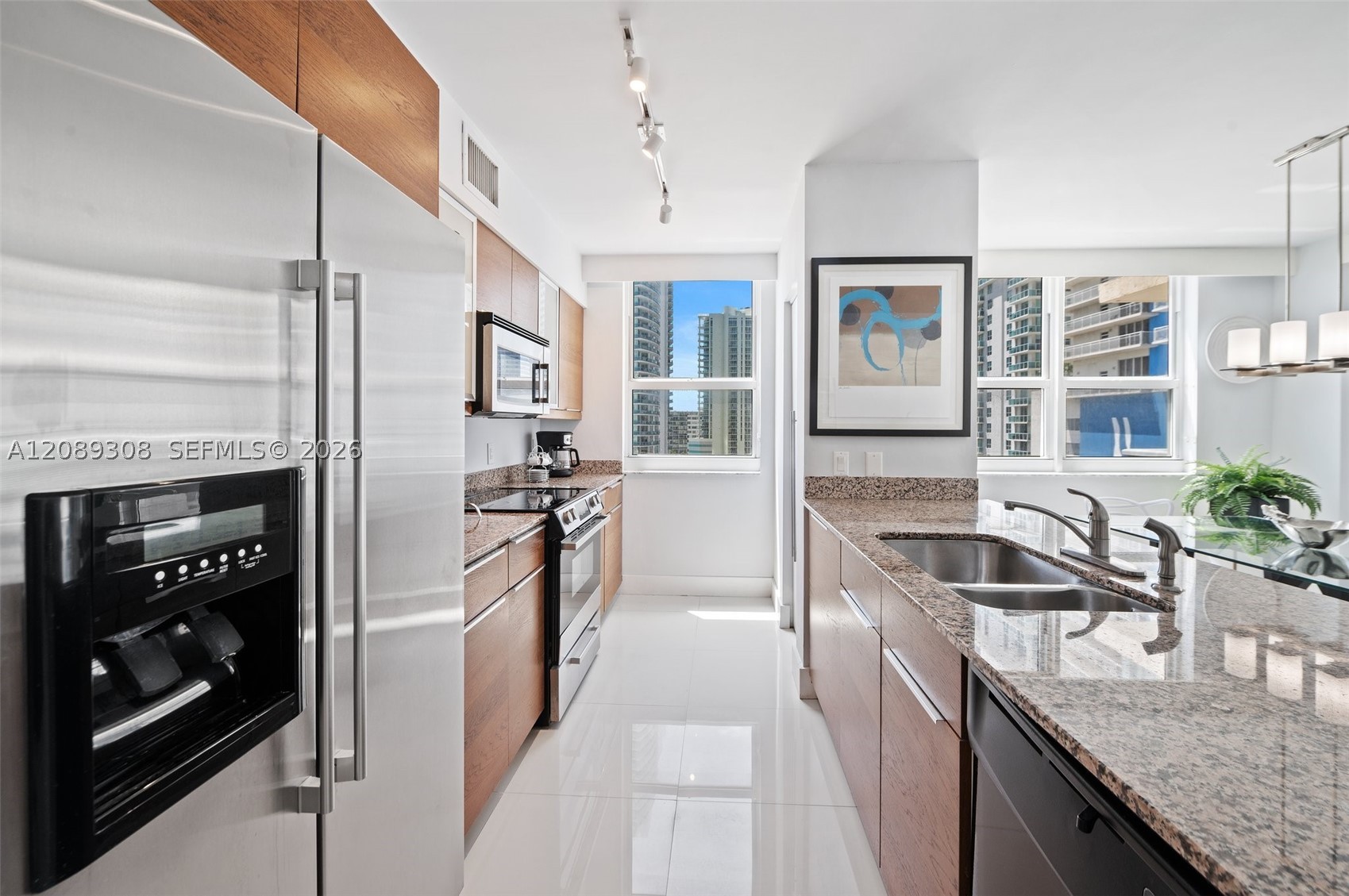 image The Mark on Brickell14