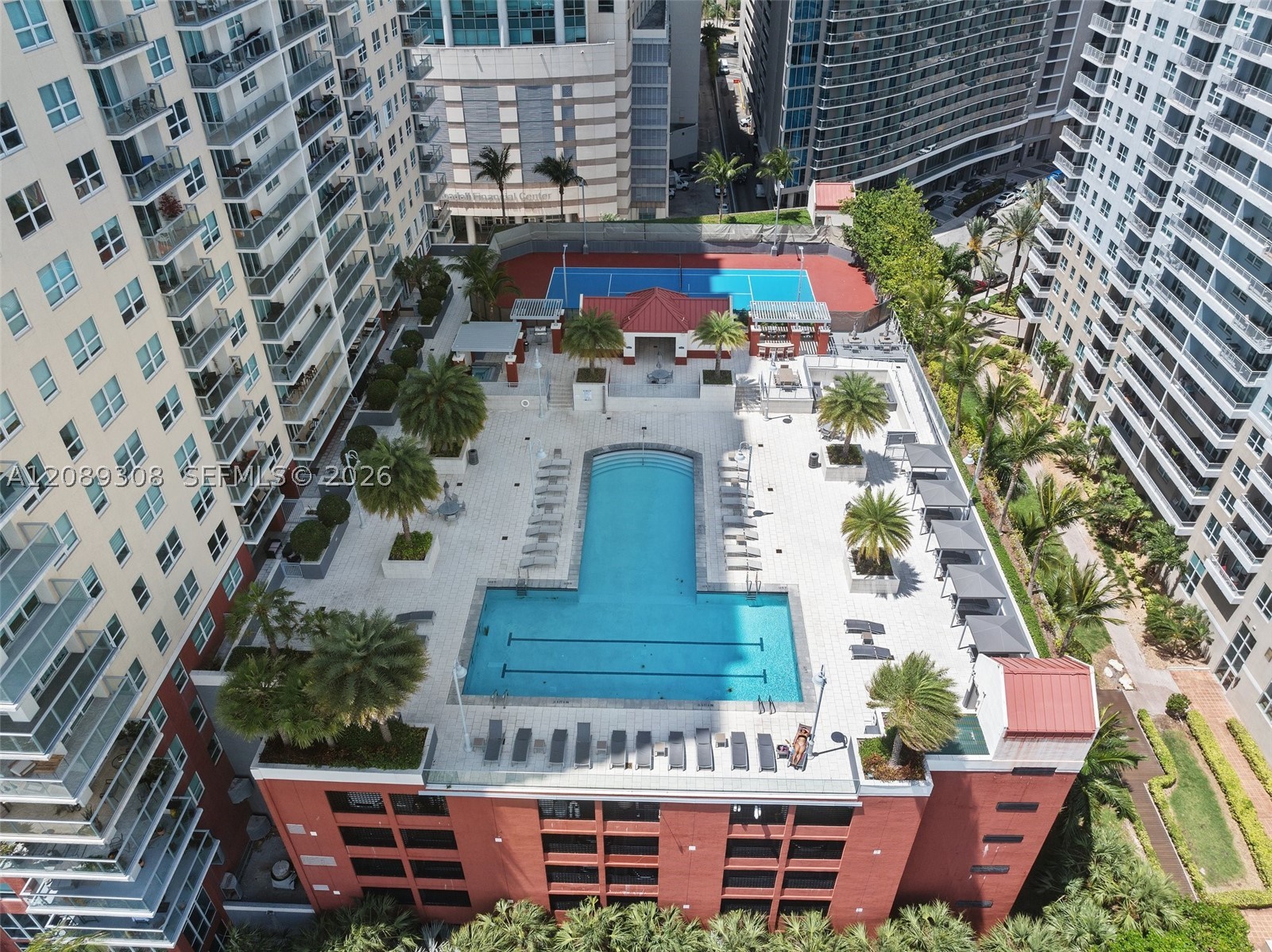image The Mark on Brickell33