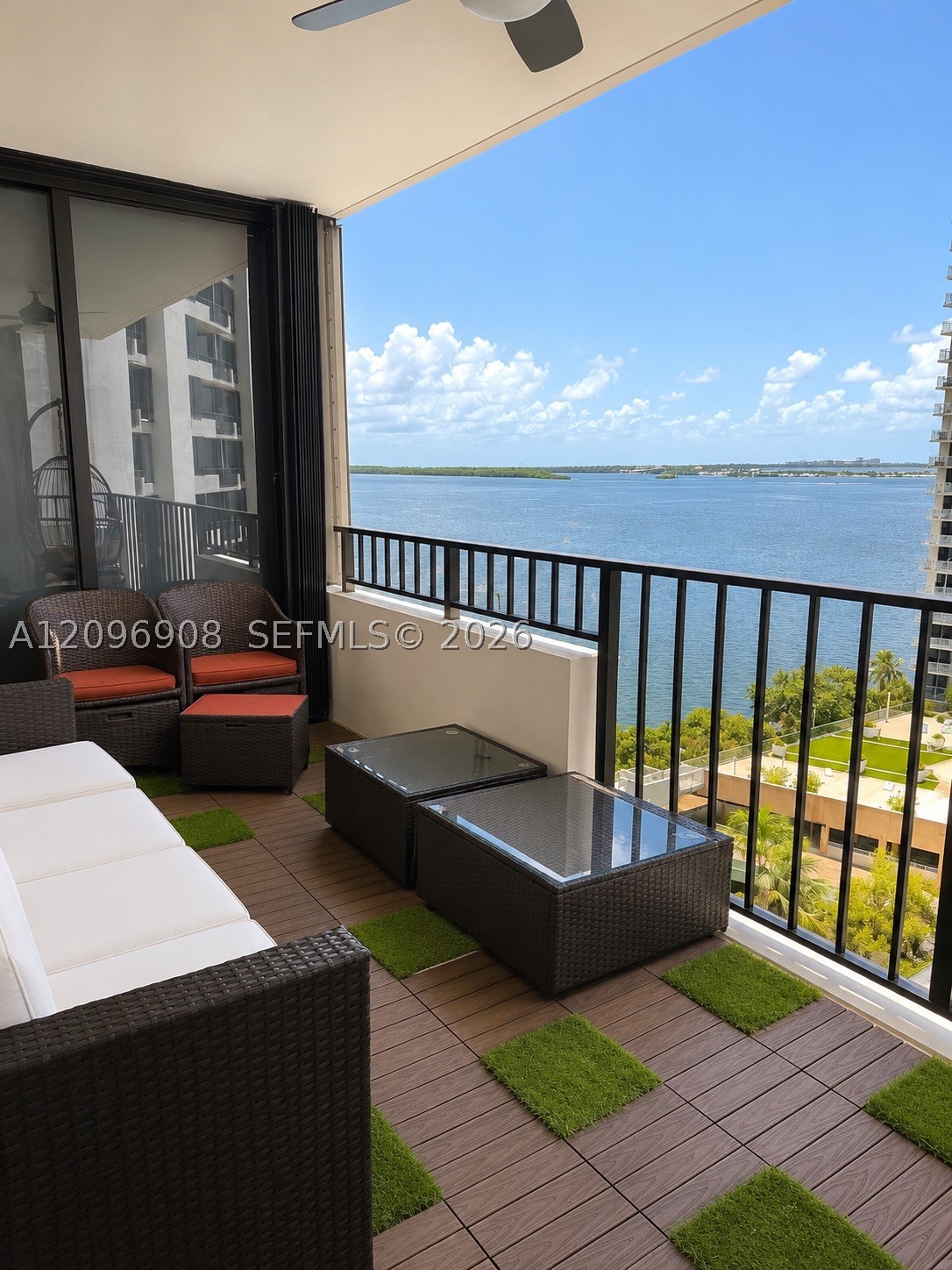 image Brickell Key One10