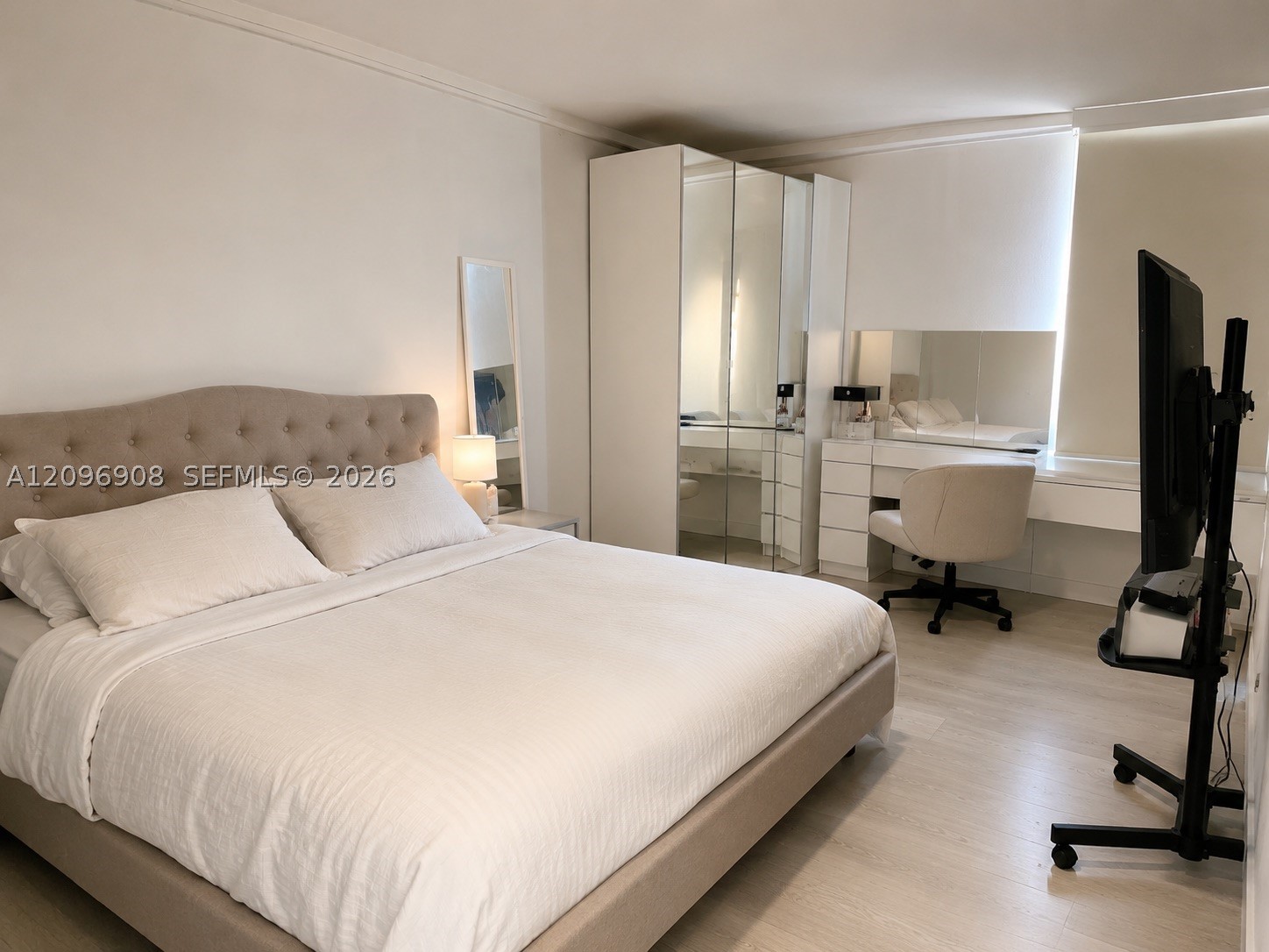 image Brickell Key One3