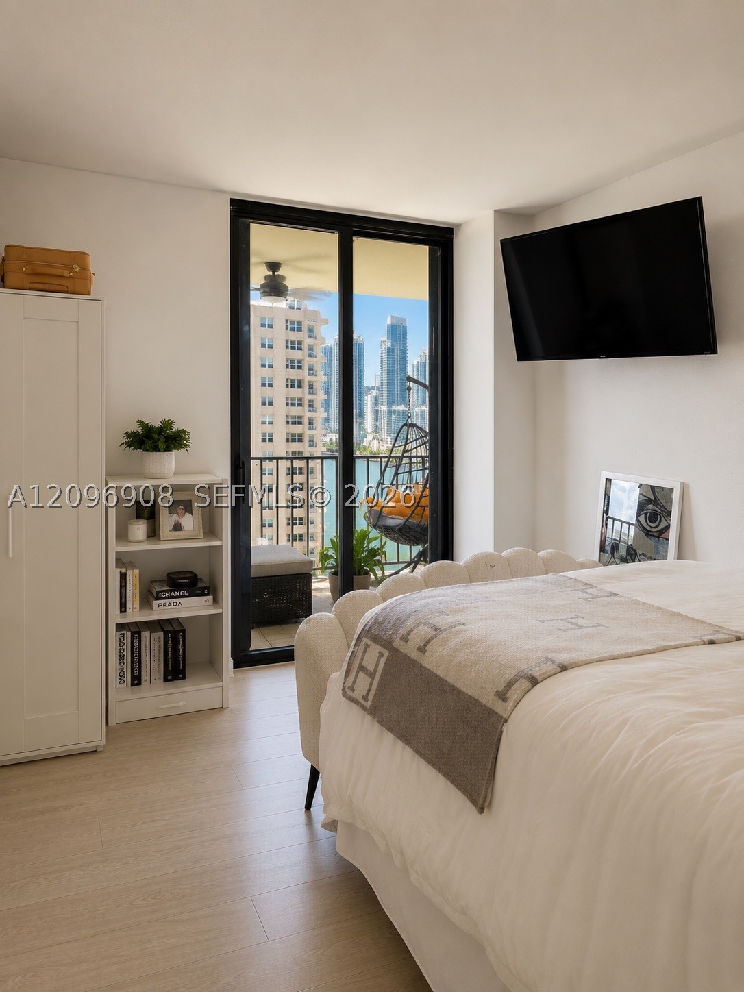 image Brickell Key One7