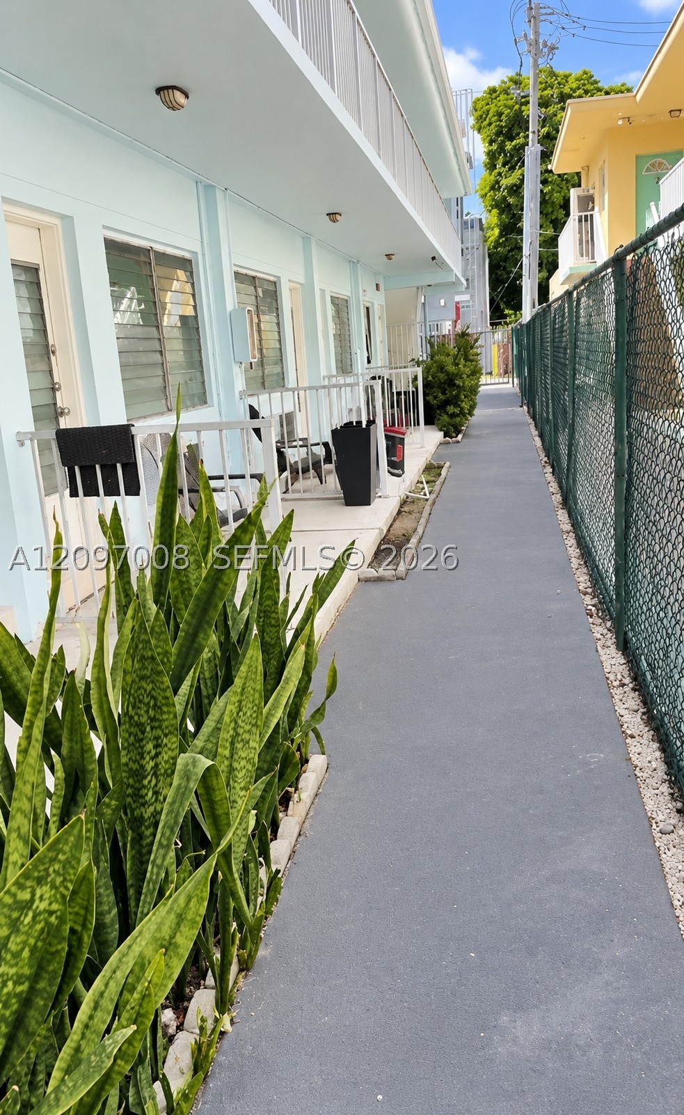 Undisclosed Address Miami Beach, FL 33139