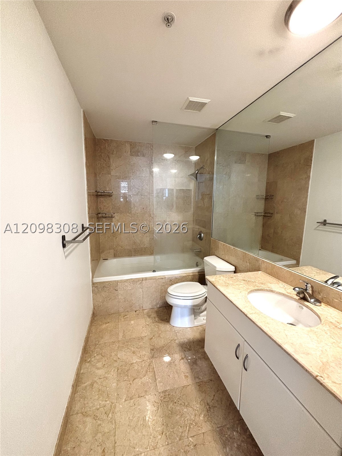 image Courts Brickell Key5